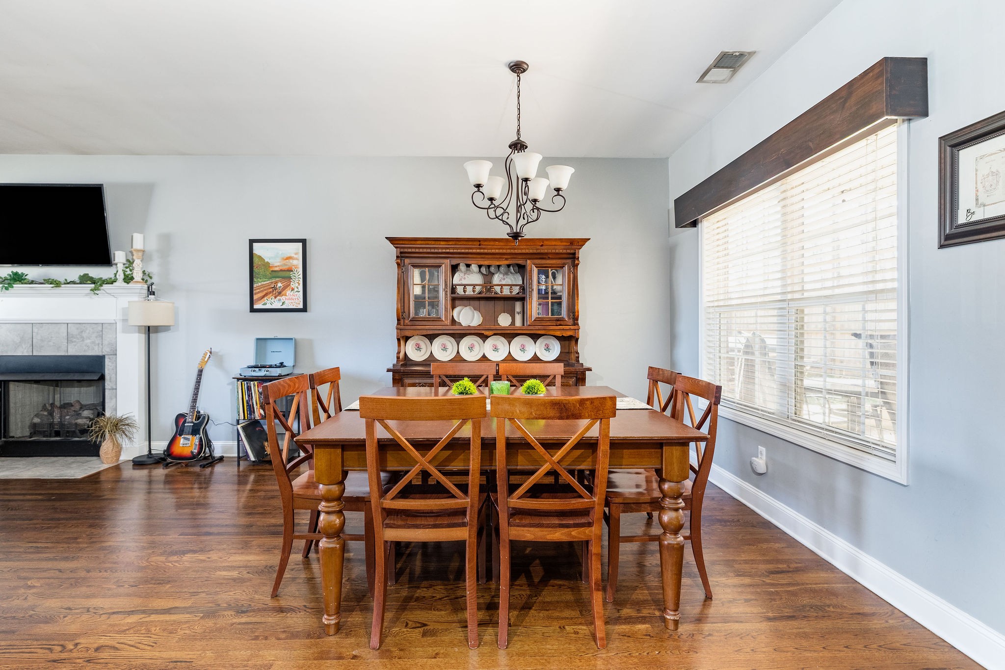 1051 Grace Meade