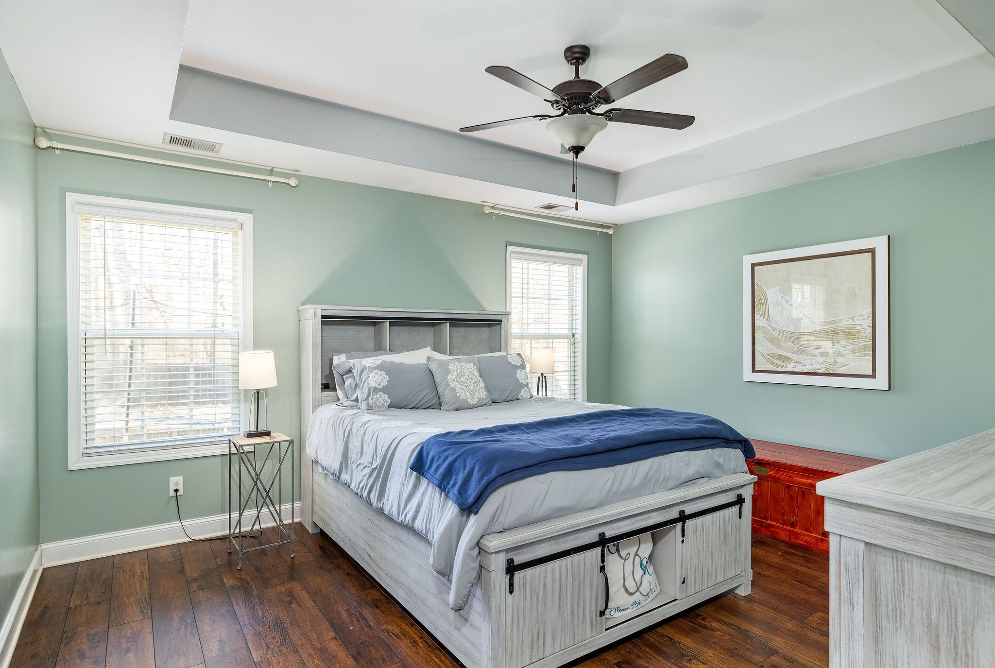 1051 Grace Meade