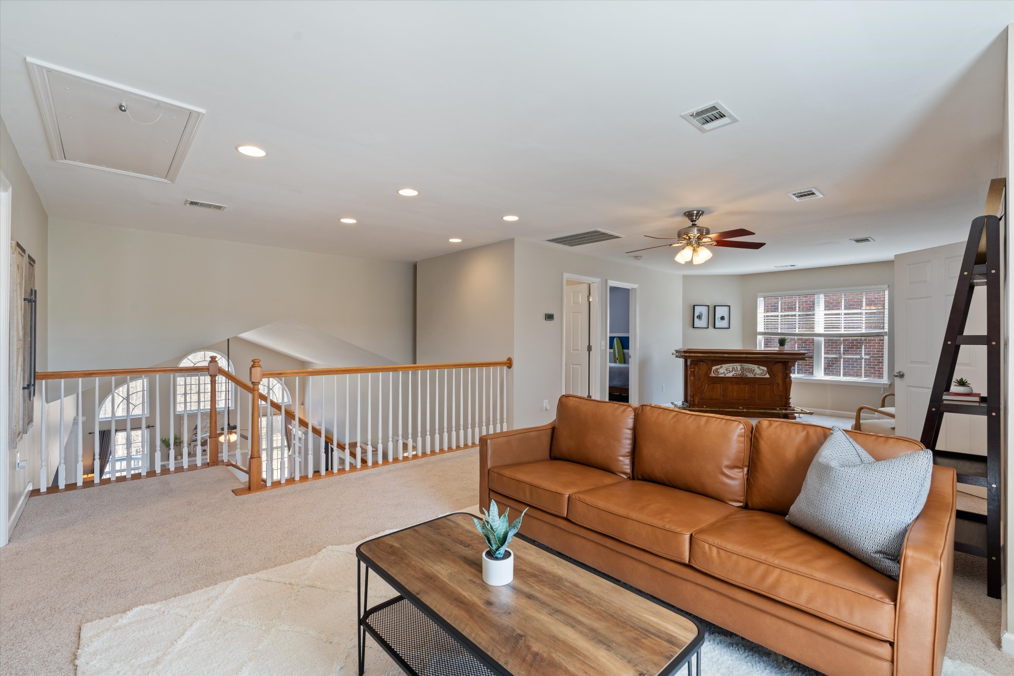 7124 Holt Run Dr