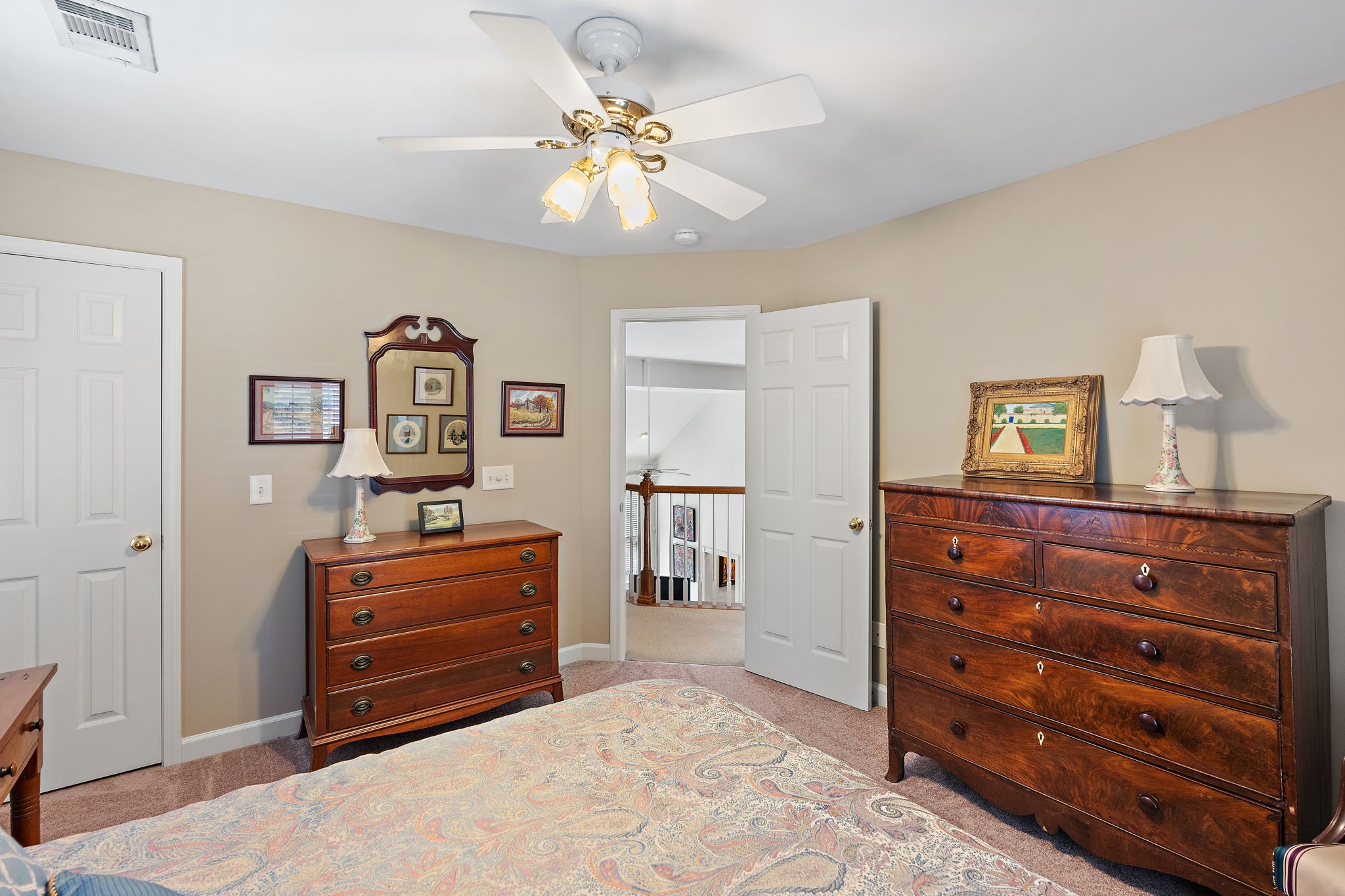 209 Wallingford Sq
