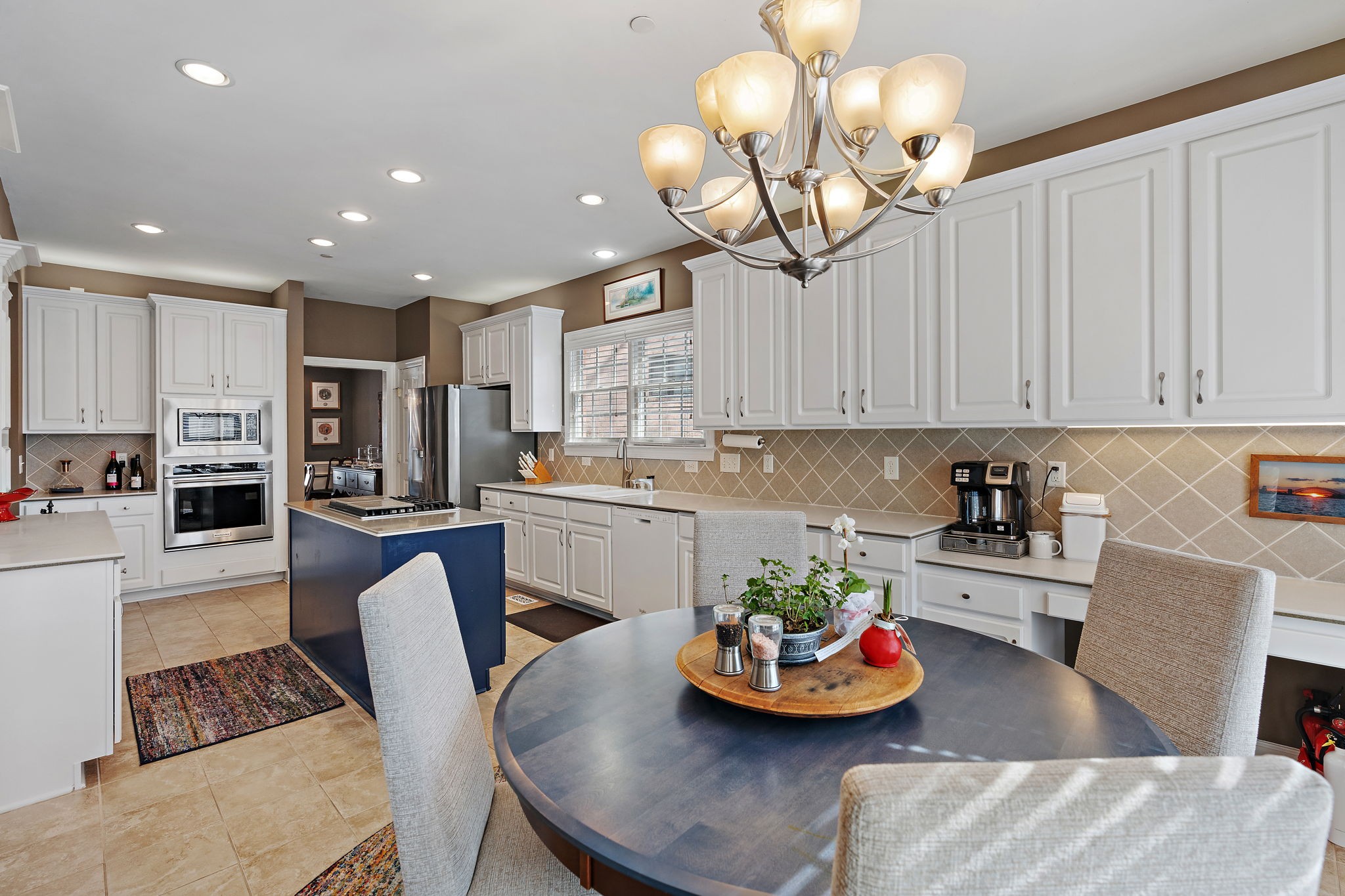 209 Wallingford Sq