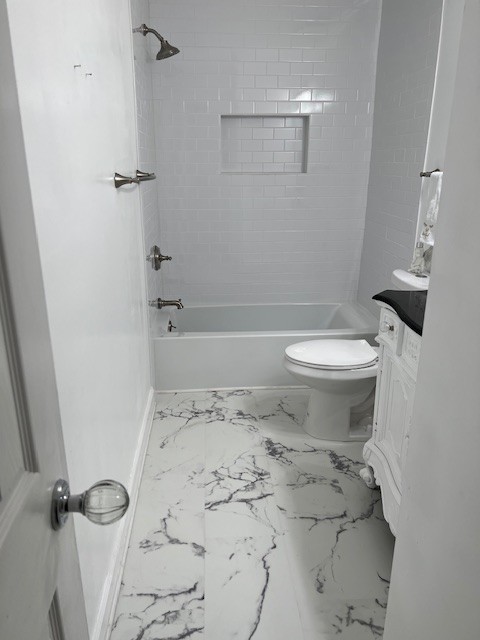 121 Highland Villa Dr