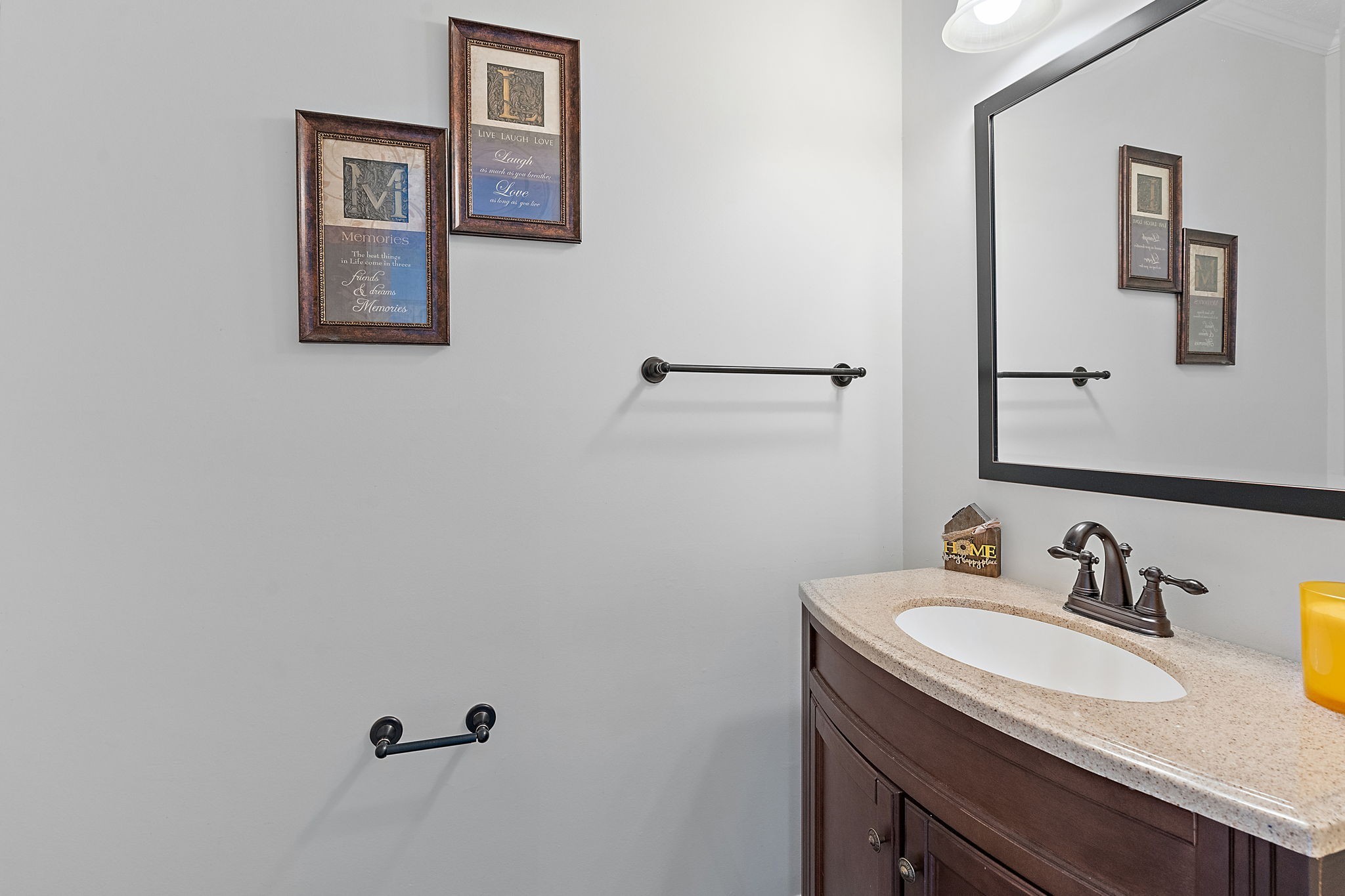 121 Highland Villa Dr