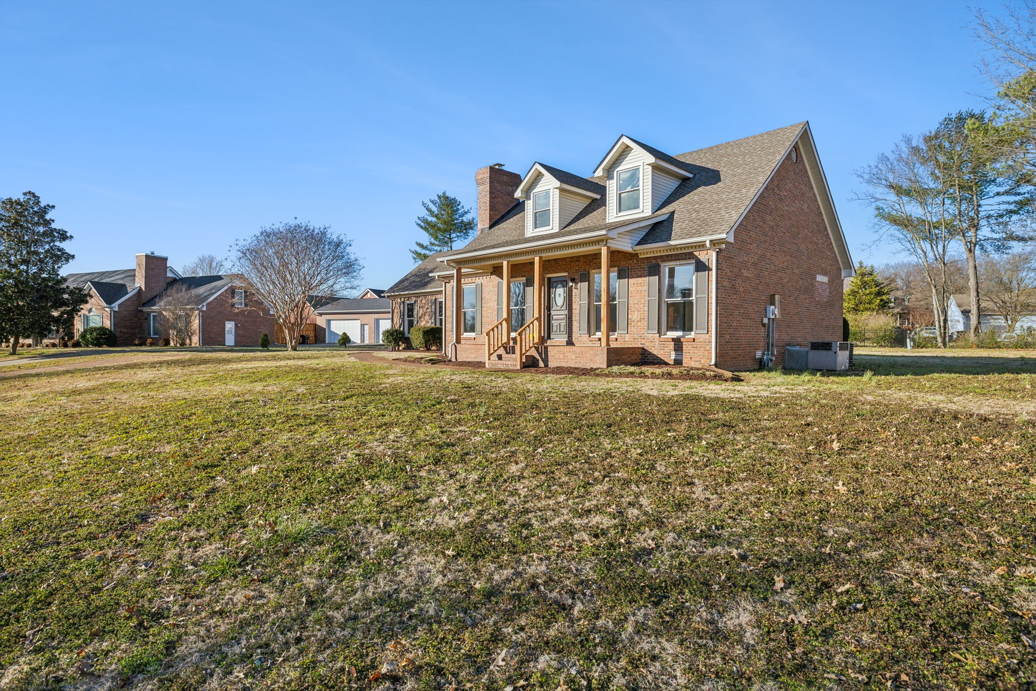 718 Princess Ct