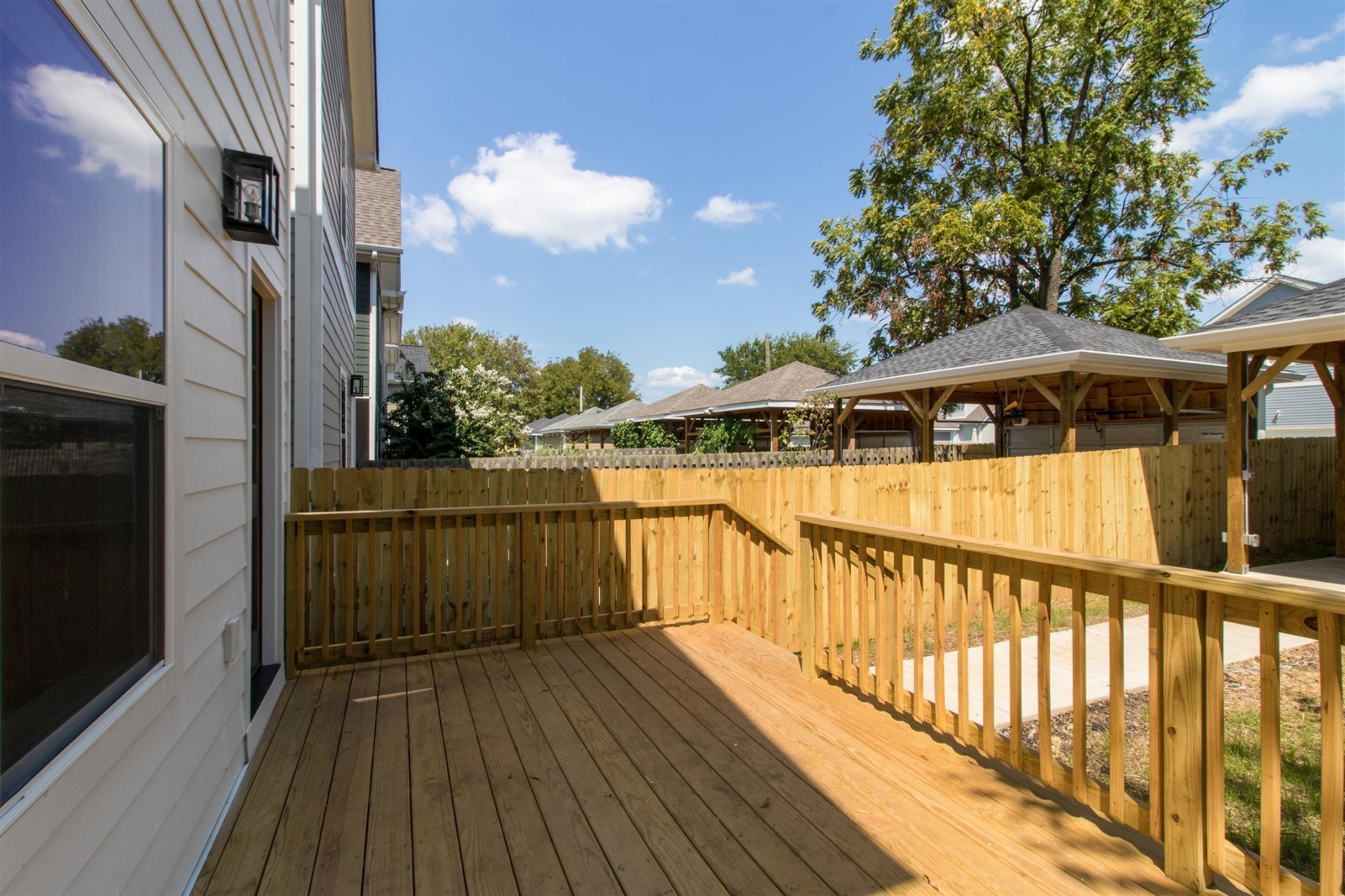 6006A Louisiana Ave