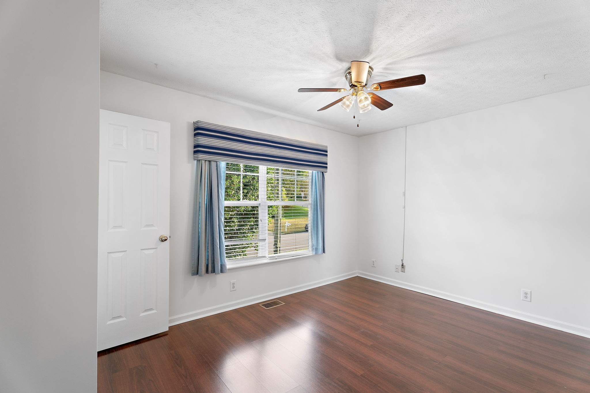 7105 Commonwealth Circle