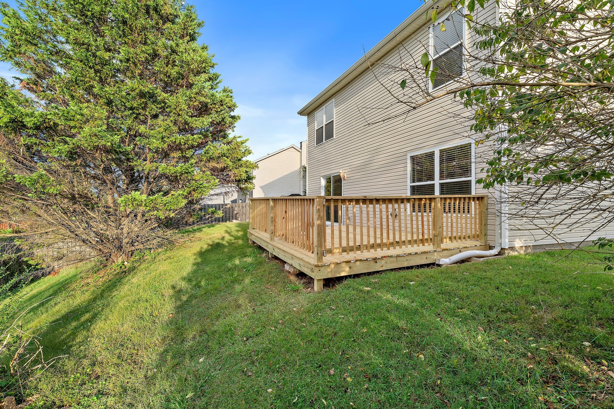 7105 Commonwealth Circle