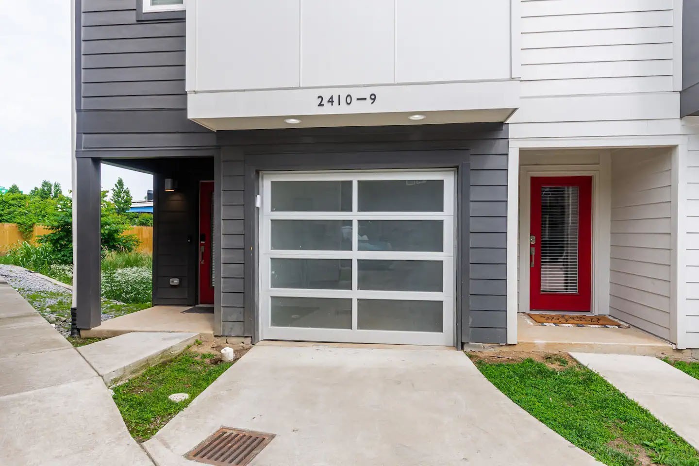 2410 Meharry Blvd Unit: 9