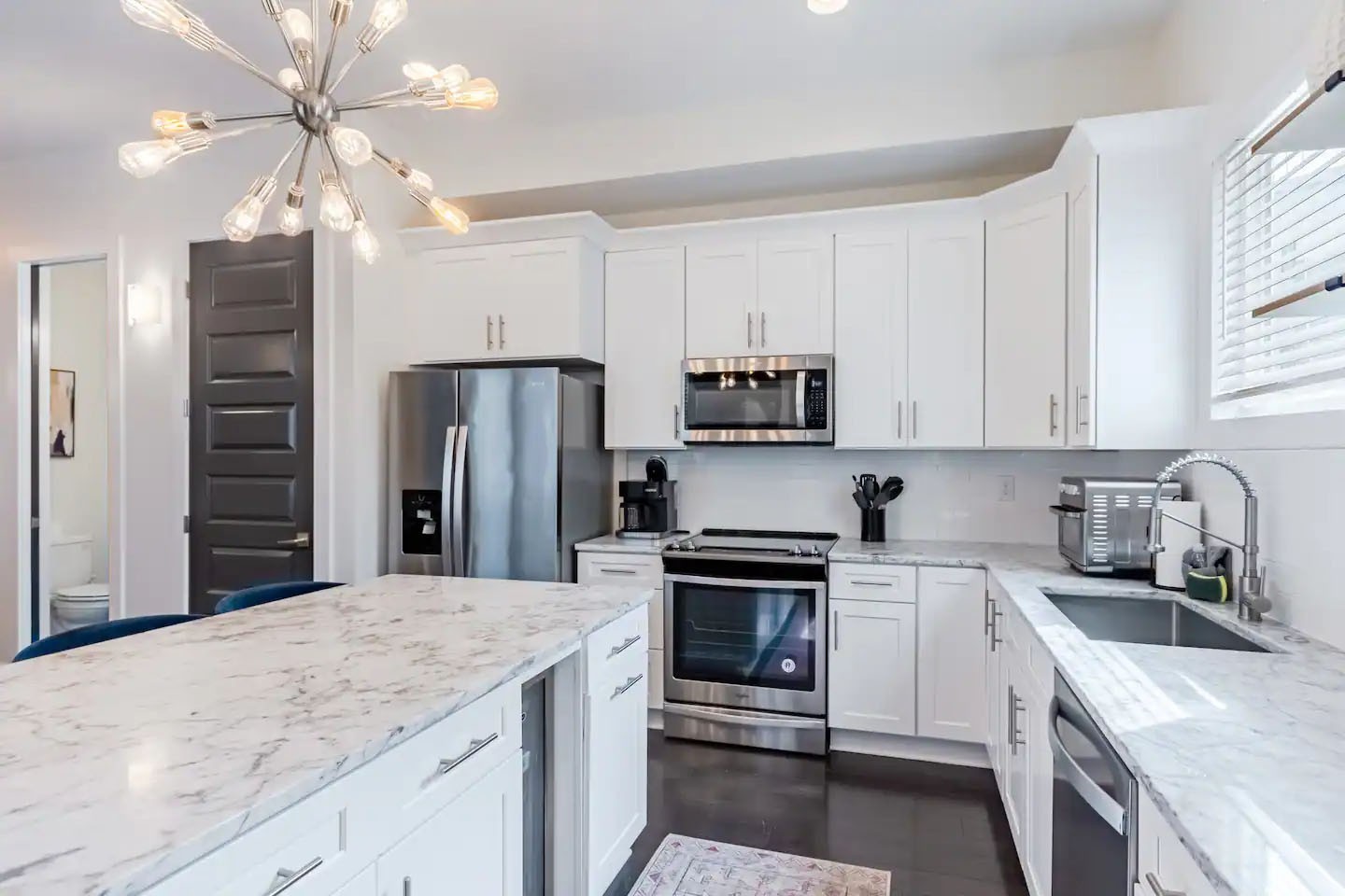 2410 Meharry Blvd Unit: 9