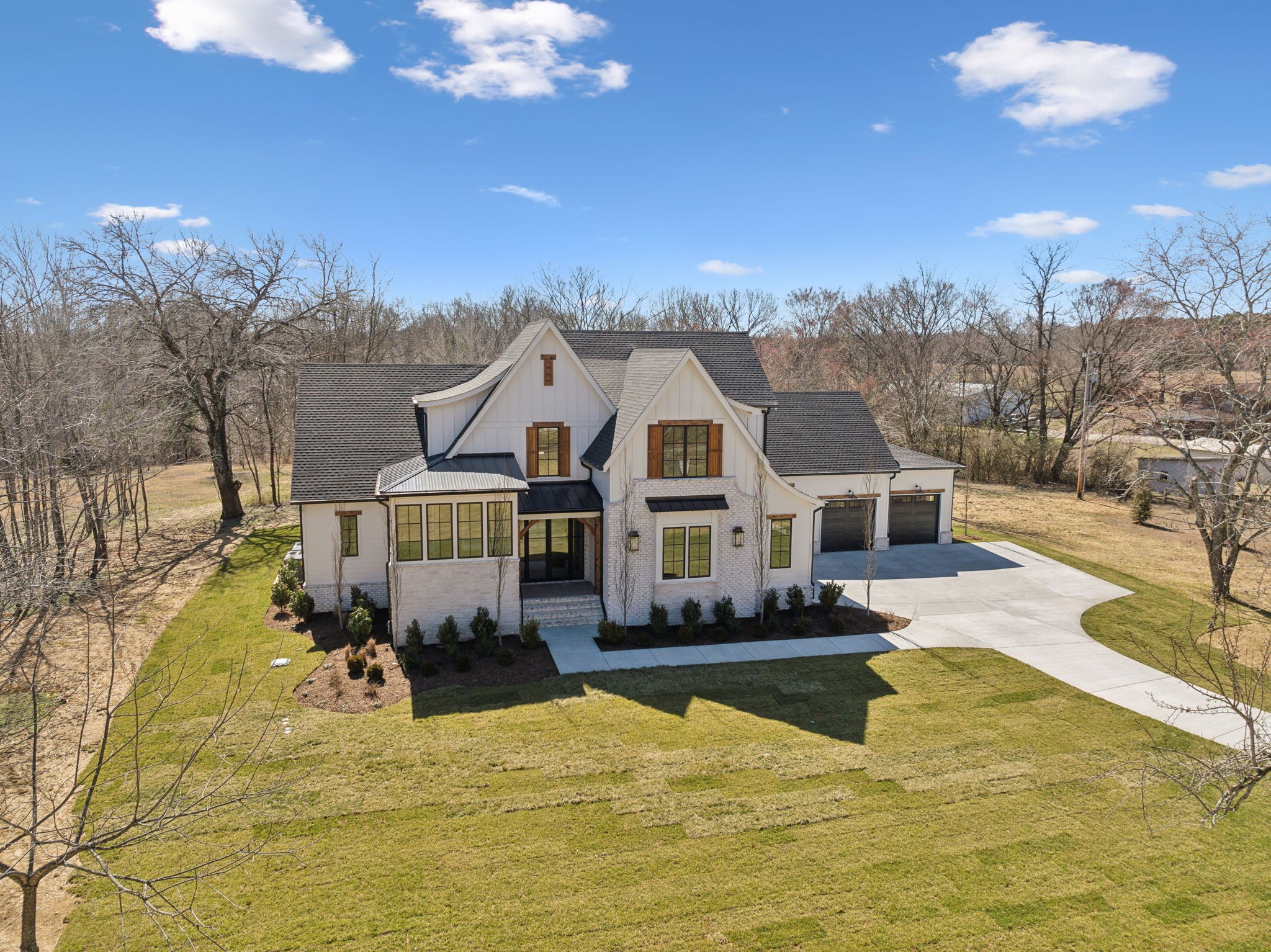 5775 Pinewood Rd