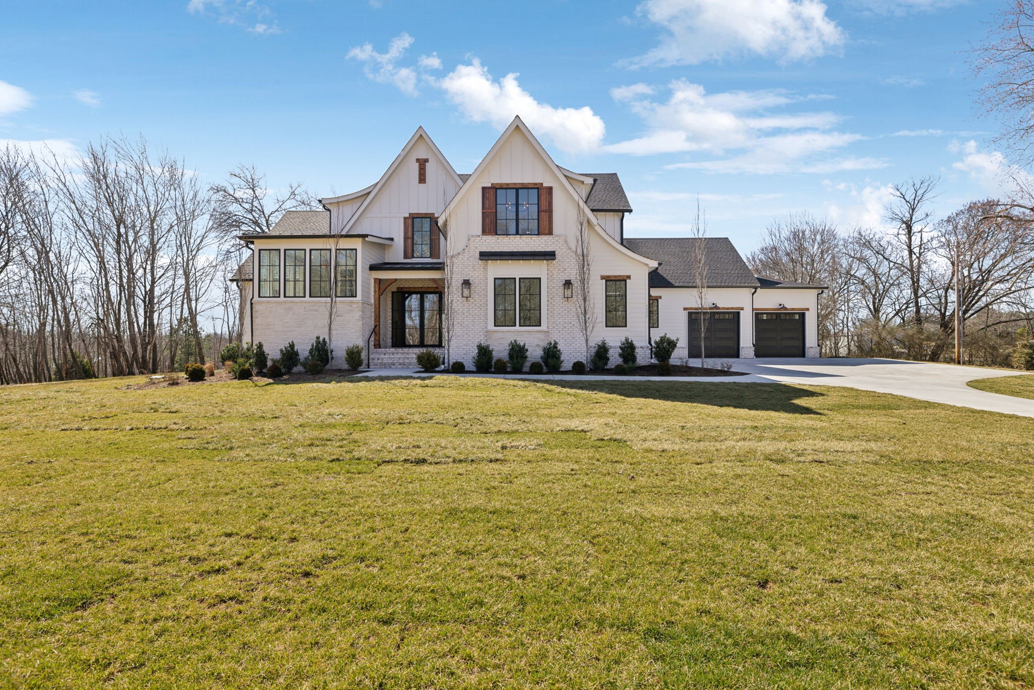 5775 Pinewood Rd