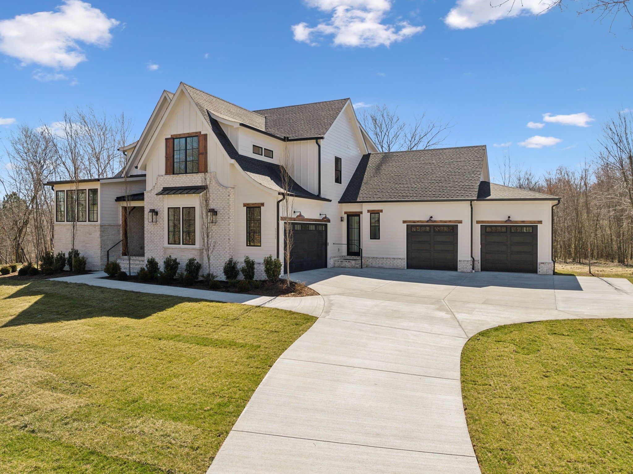 5775 Pinewood Rd