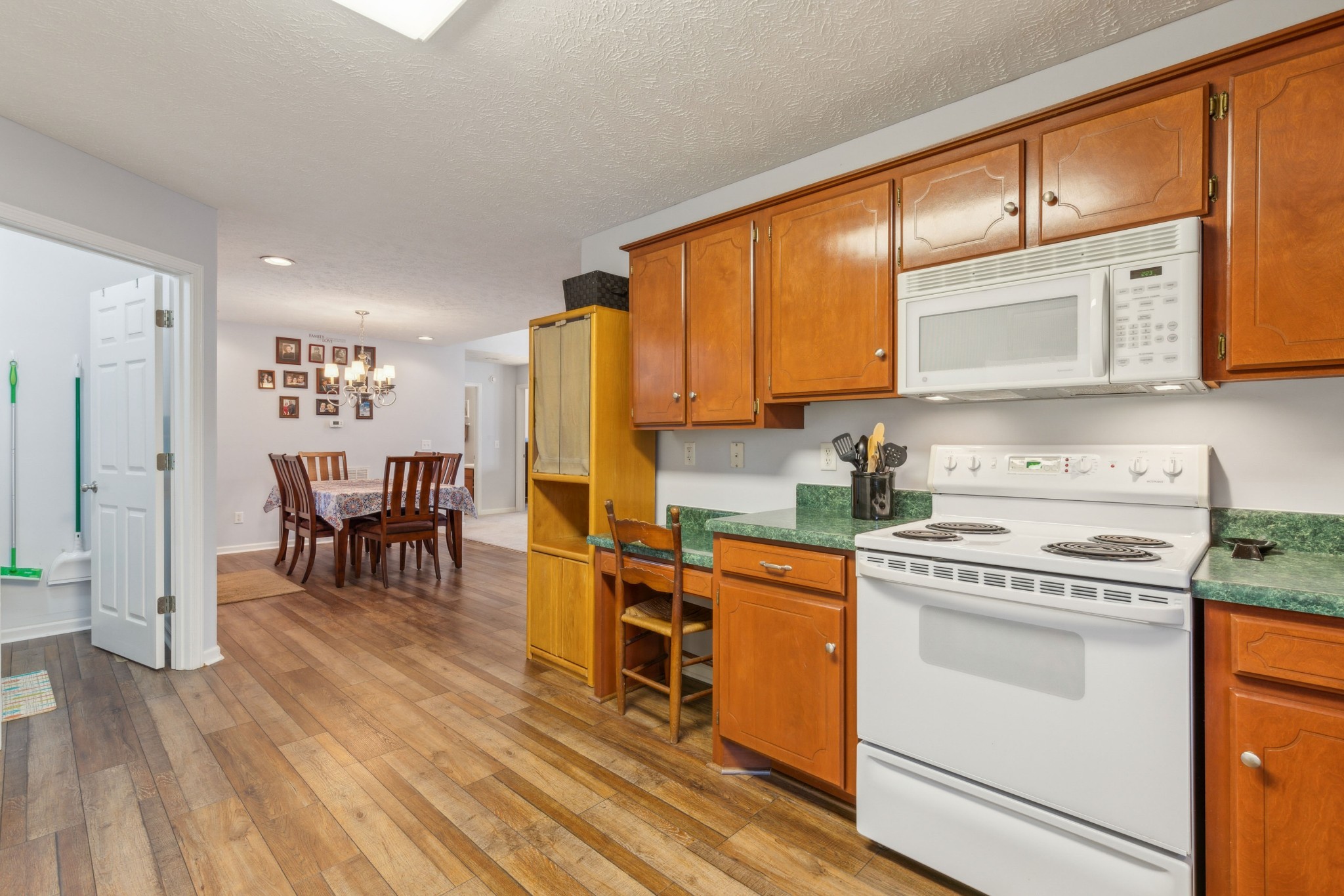 131 W McGuire St