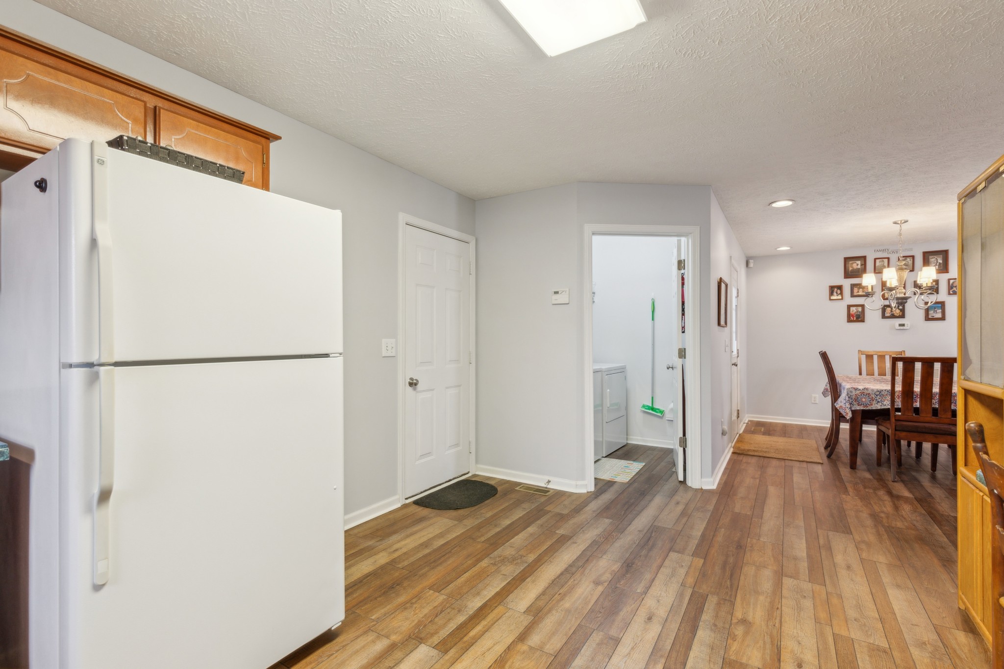 131 W McGuire St