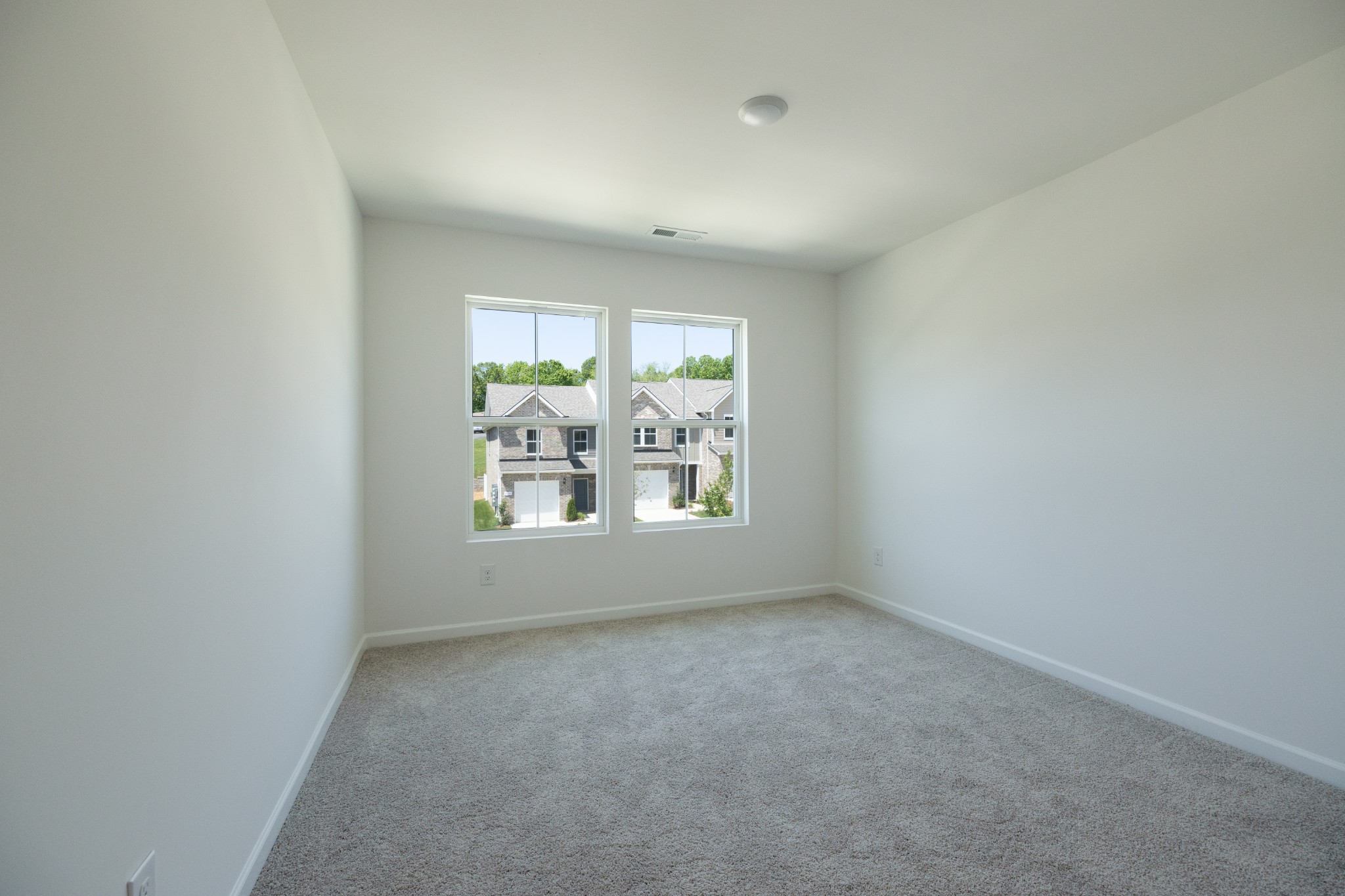 7125 Mapleside Ln