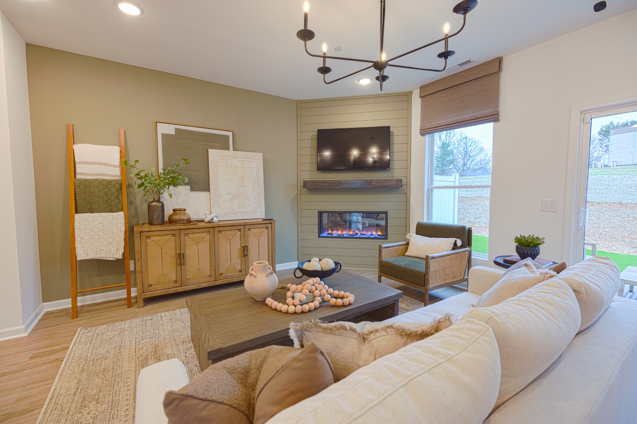 7125 Mapleside Ln