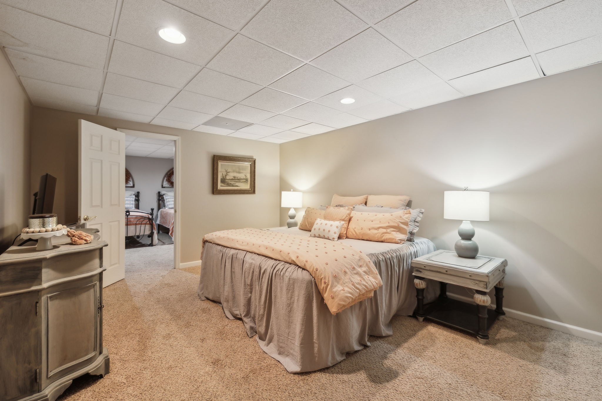 340 Hillwood Dr