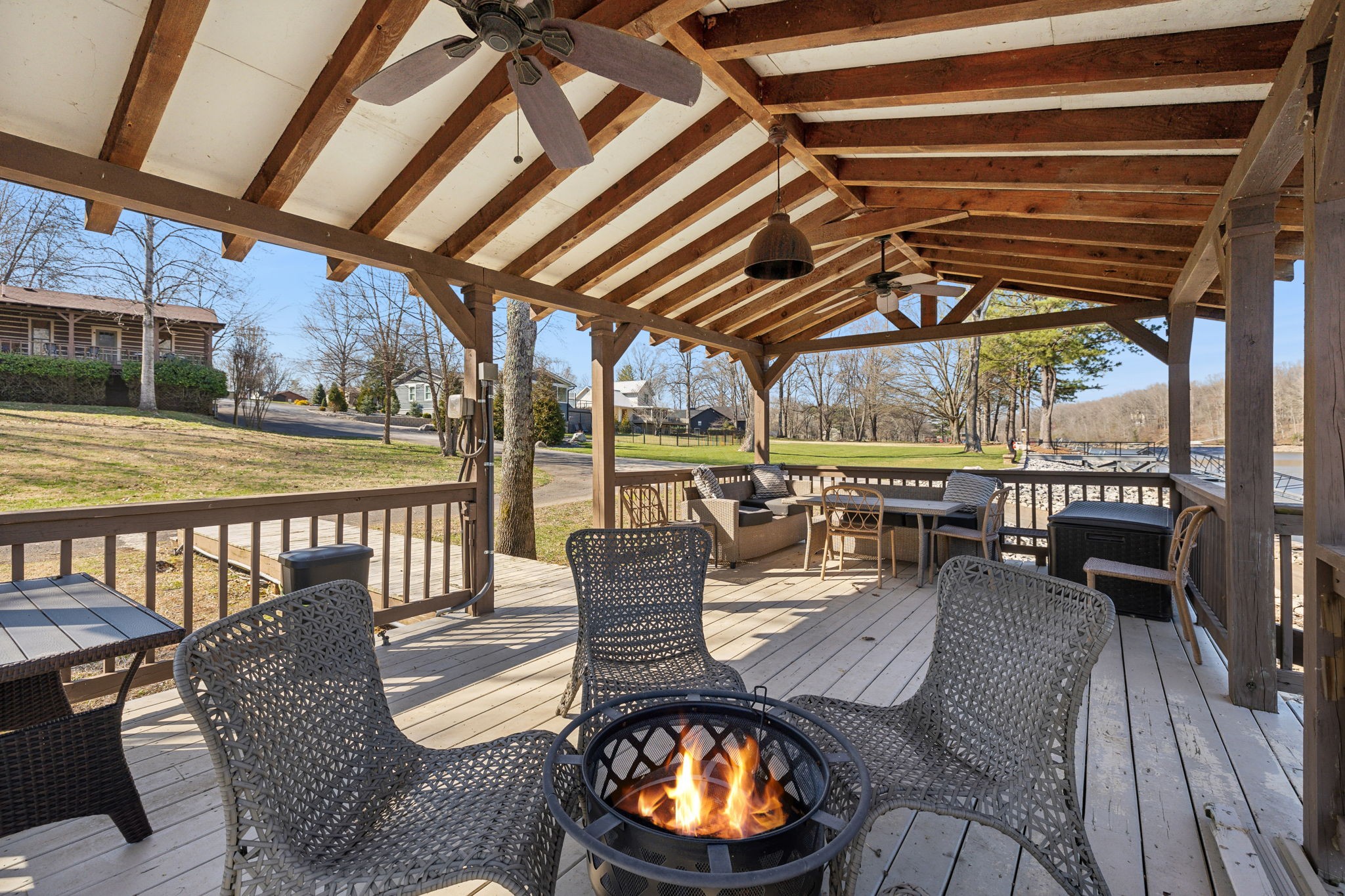 340 Hillwood Dr