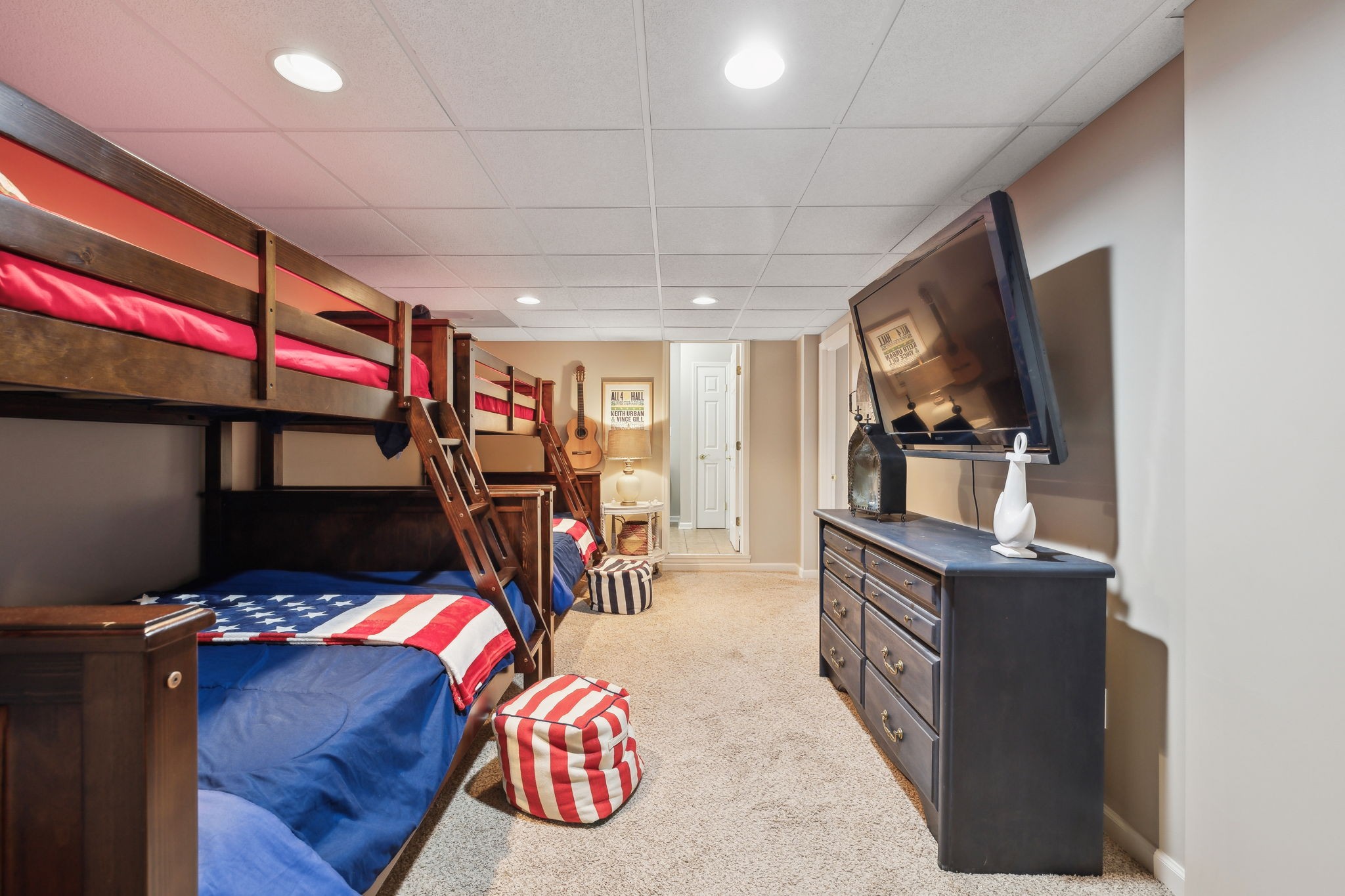 340 Hillwood Dr