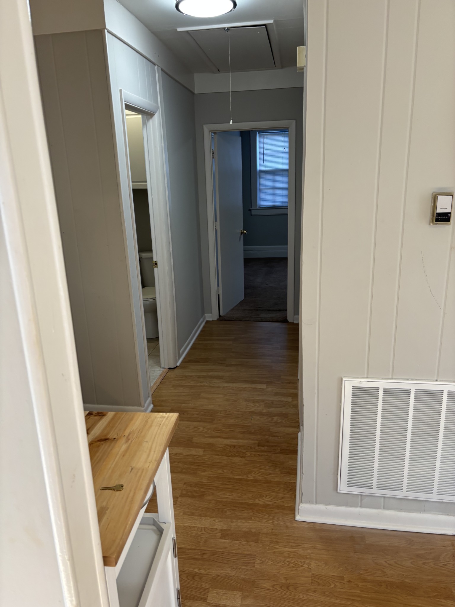 206 Elmington Ave Unit: Carriage House