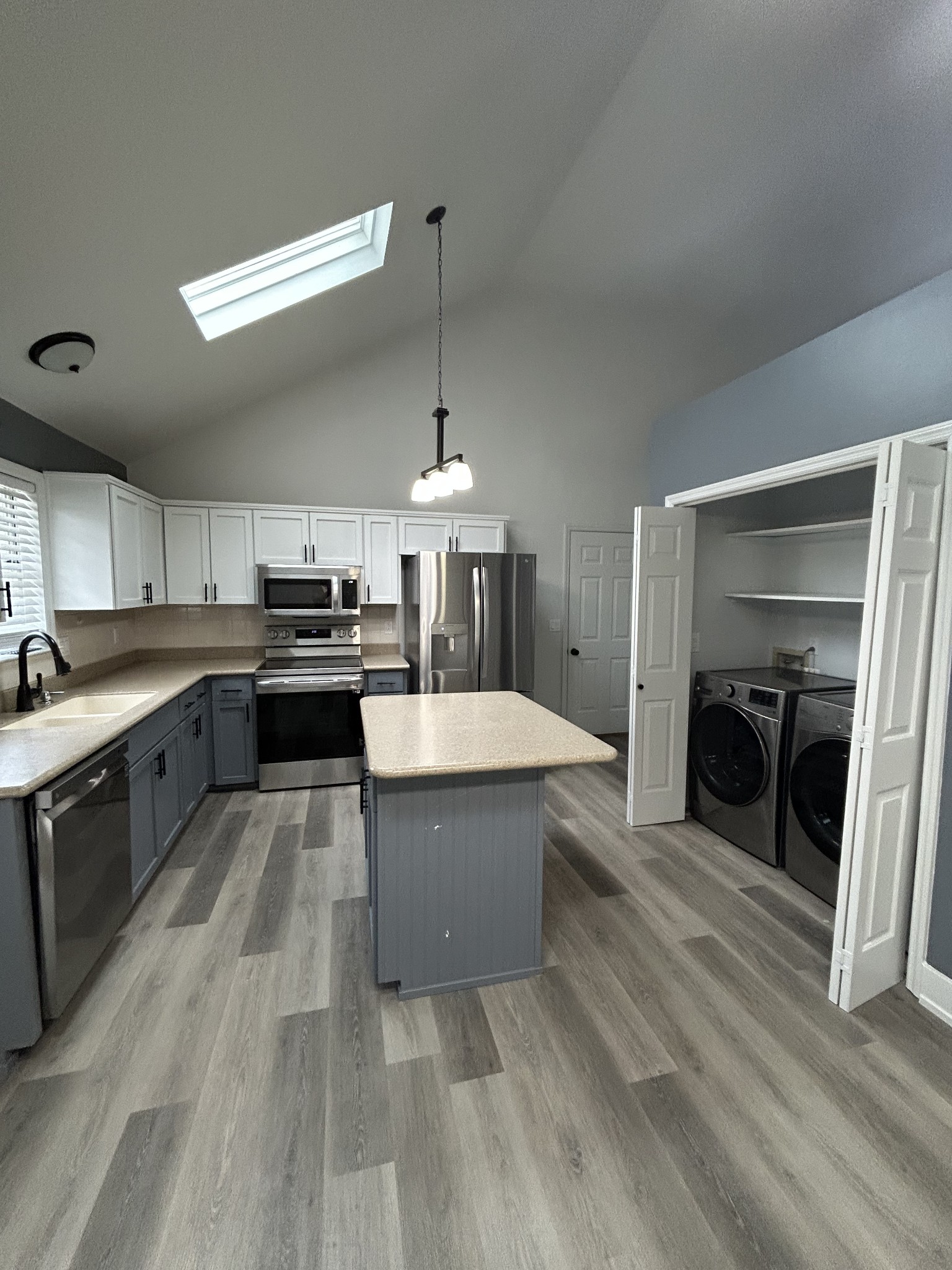 1523 Birchwood Cir