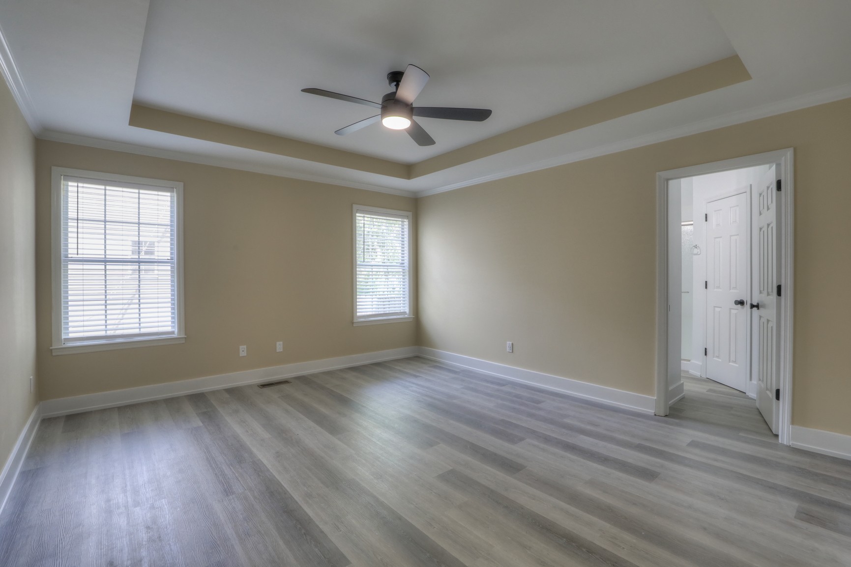 1523 Birchwood Cir