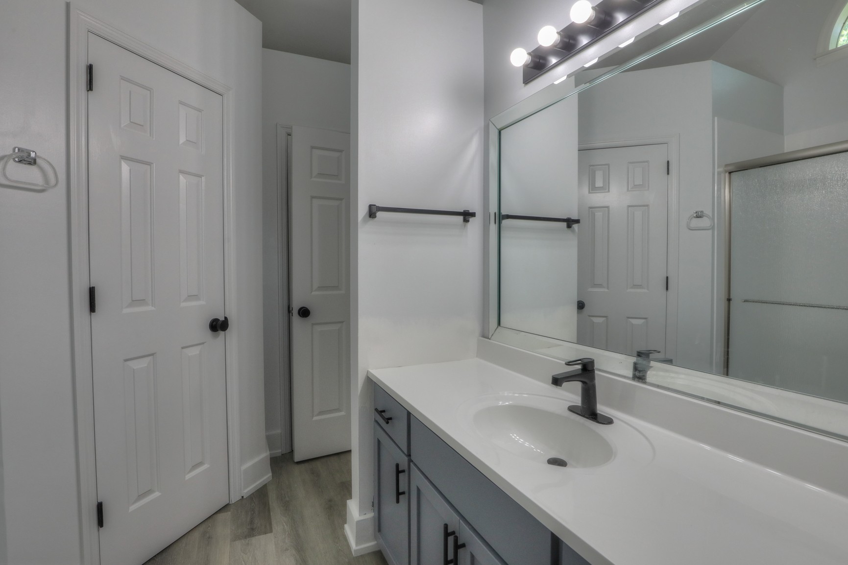 1523 Birchwood Cir
