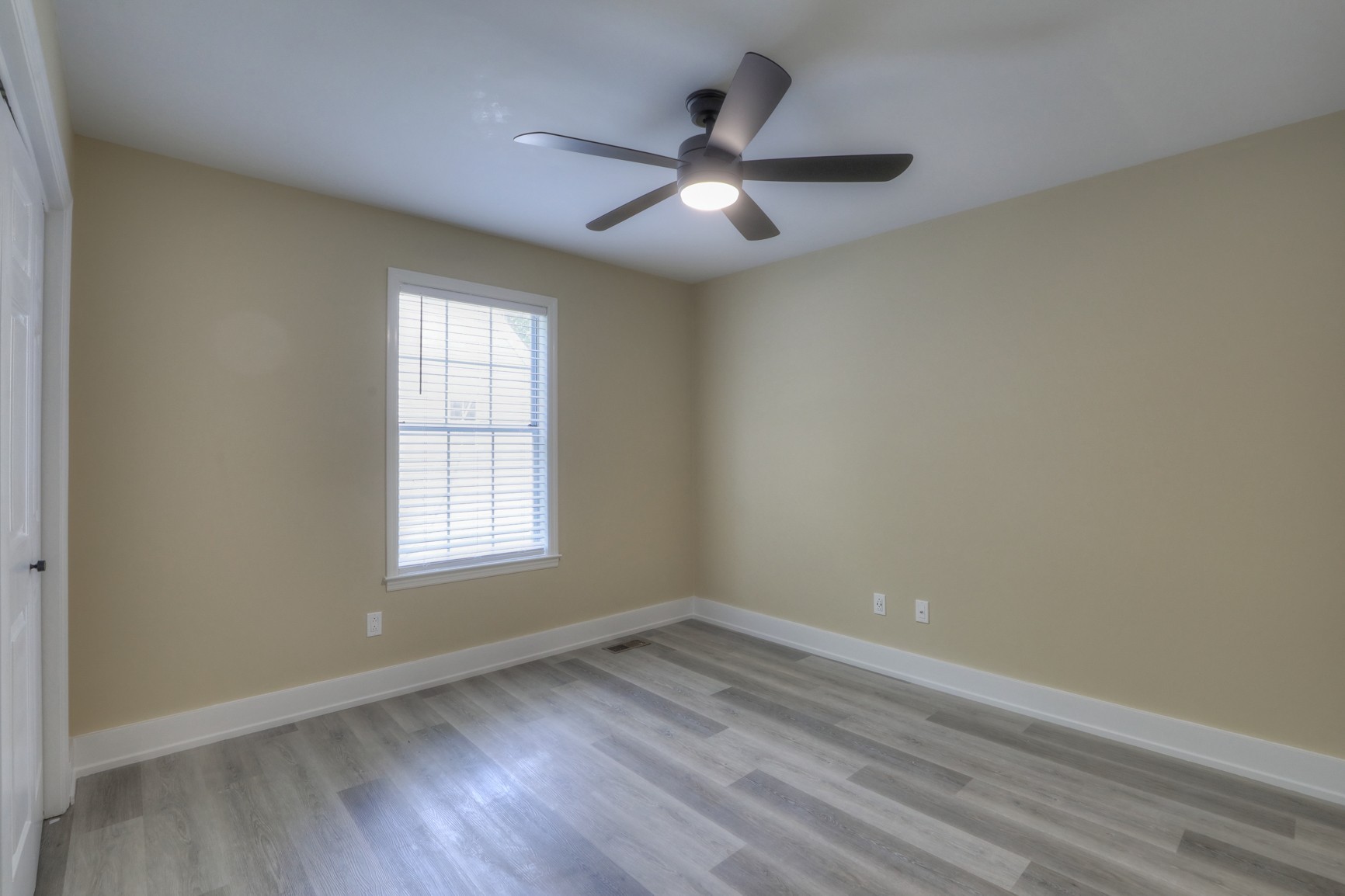 1523 Birchwood Cir