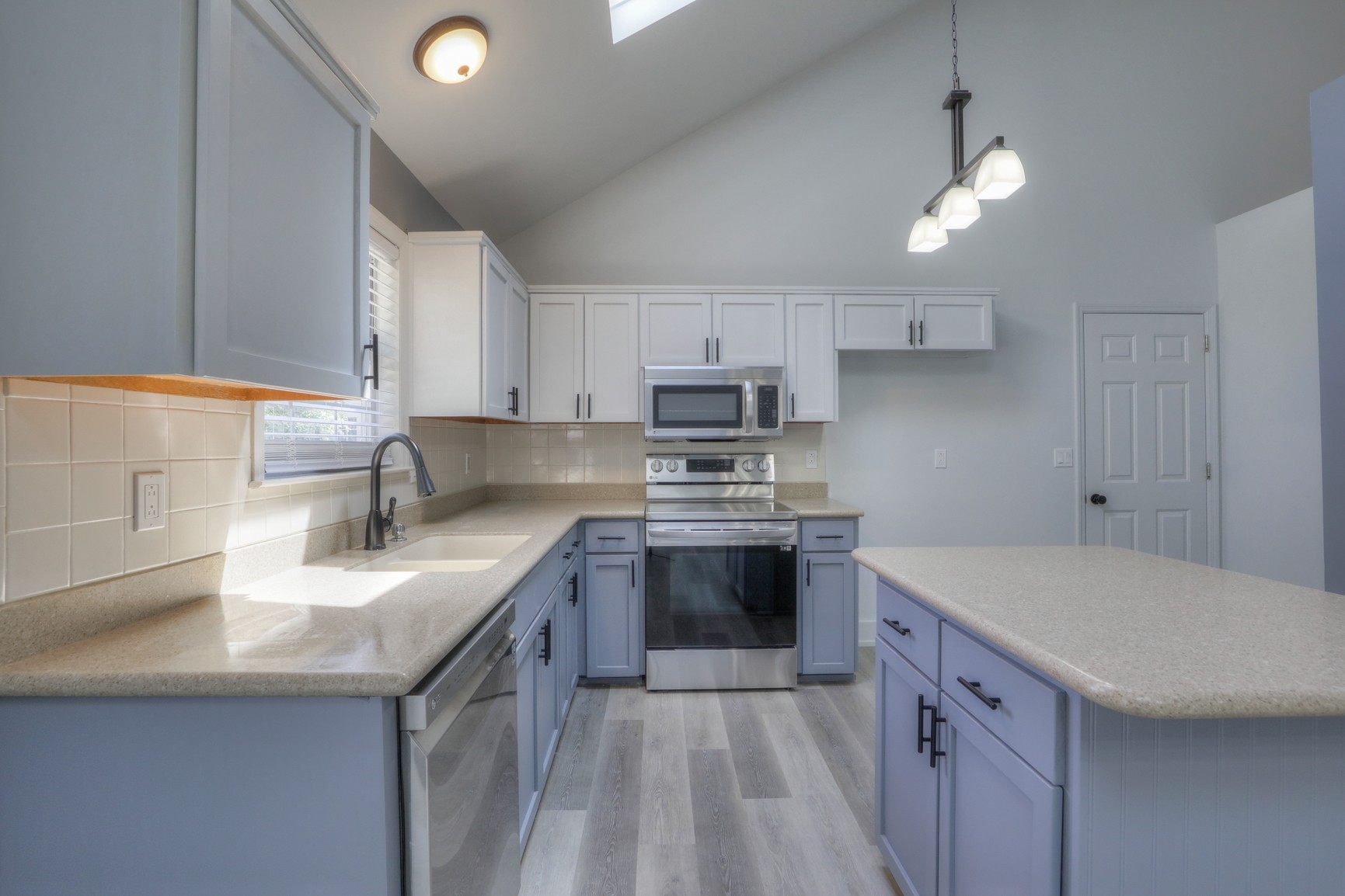 1523 Birchwood Cir