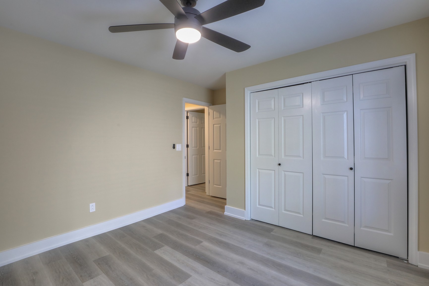 1523 Birchwood Cir