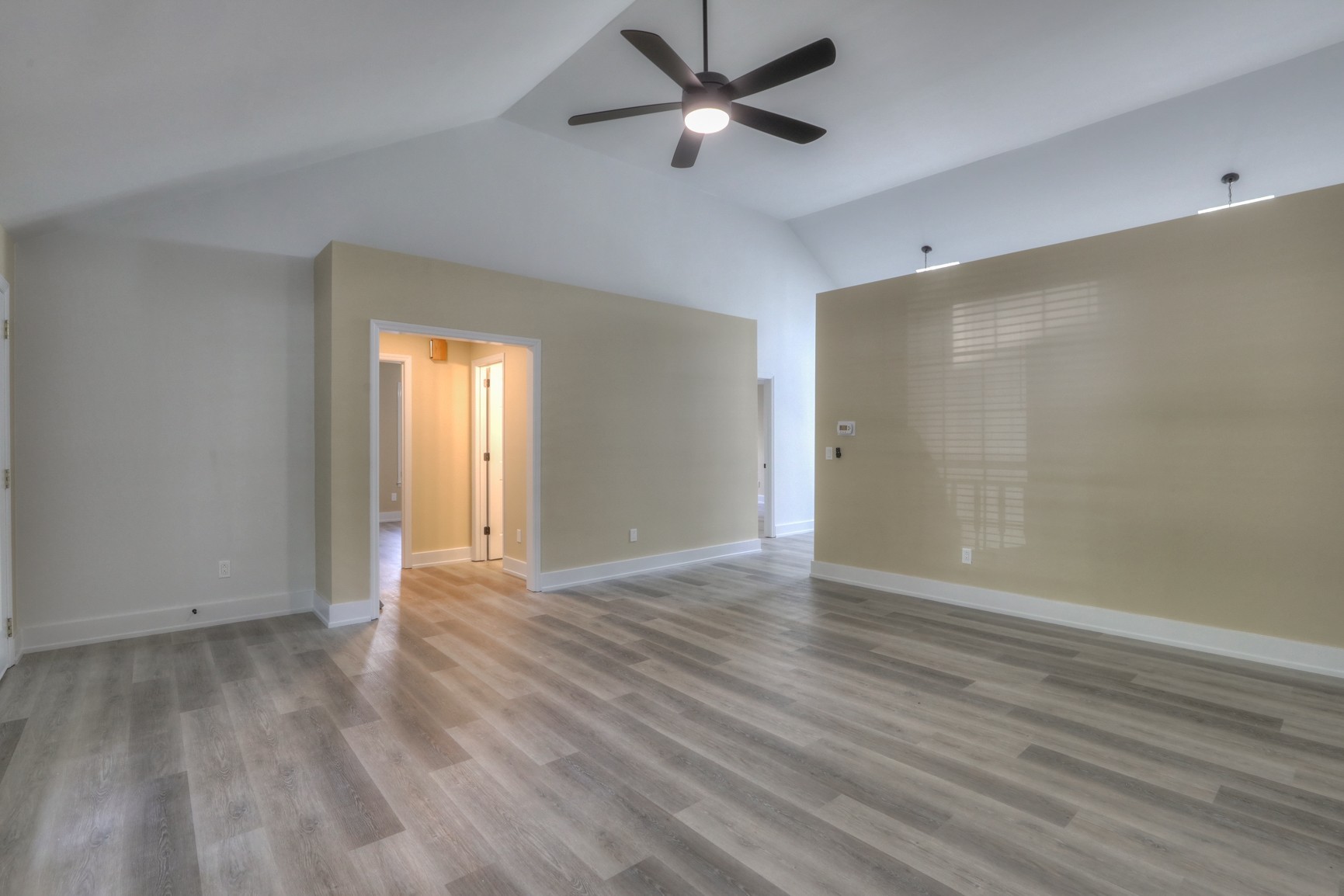 1523 Birchwood Cir