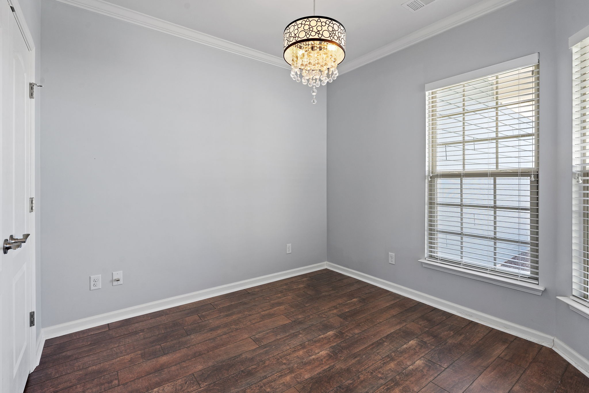 868 Clay Place