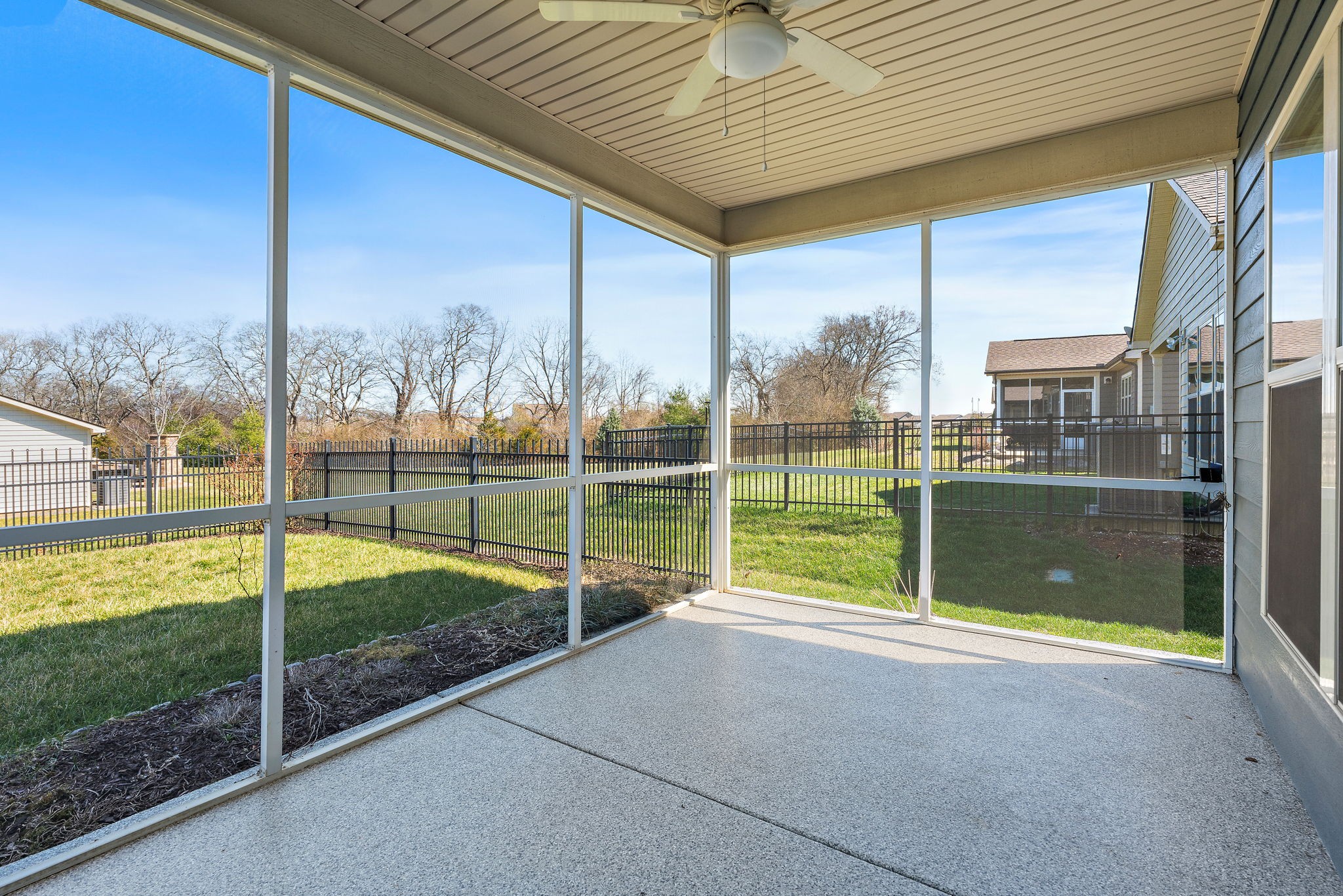 868 Clay Place