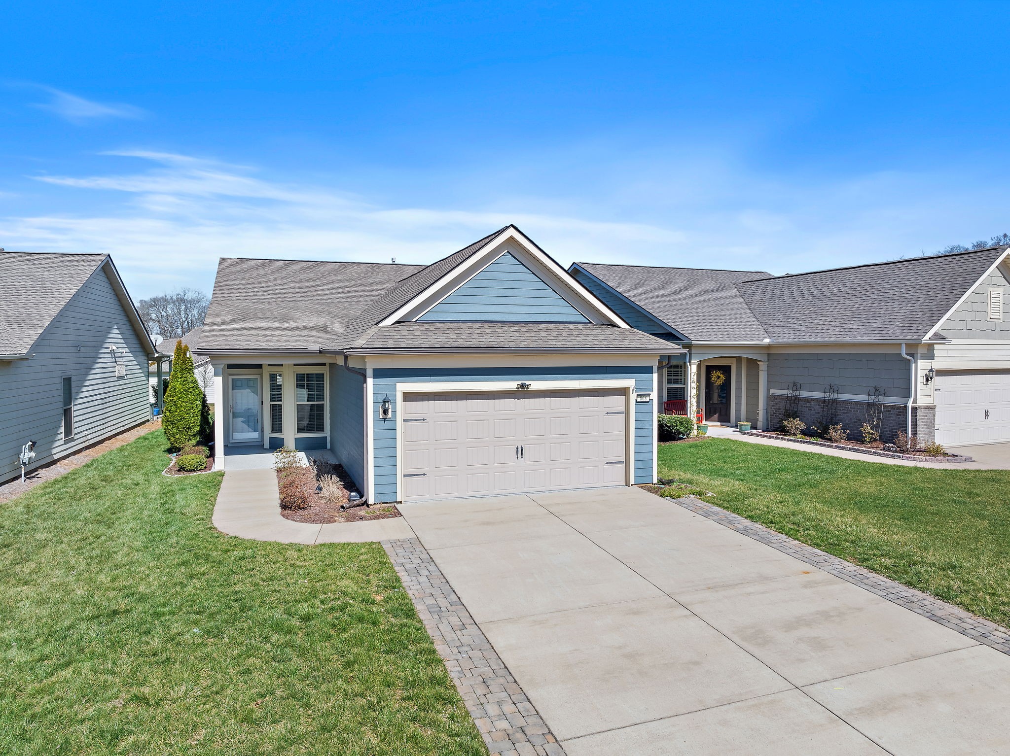 868 Clay Place