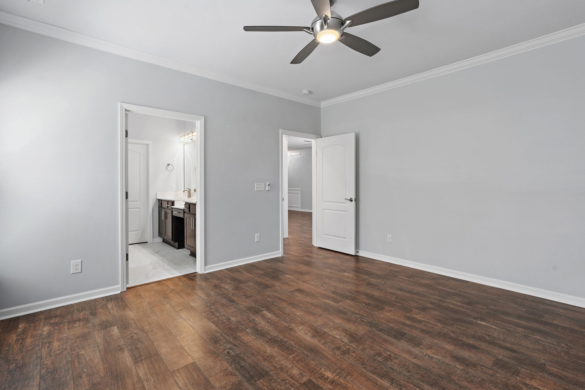 868 Clay Place