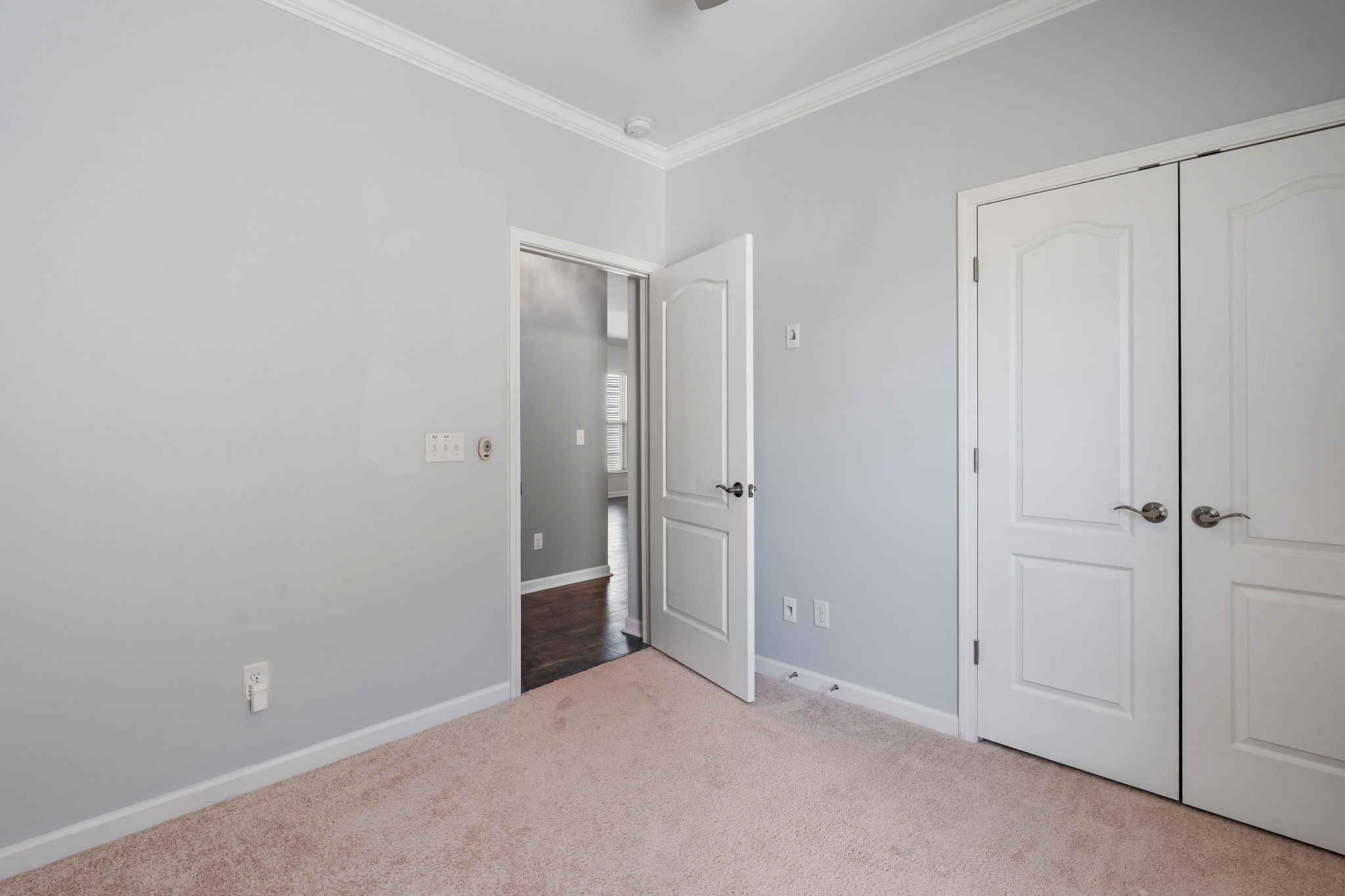 868 Clay Place