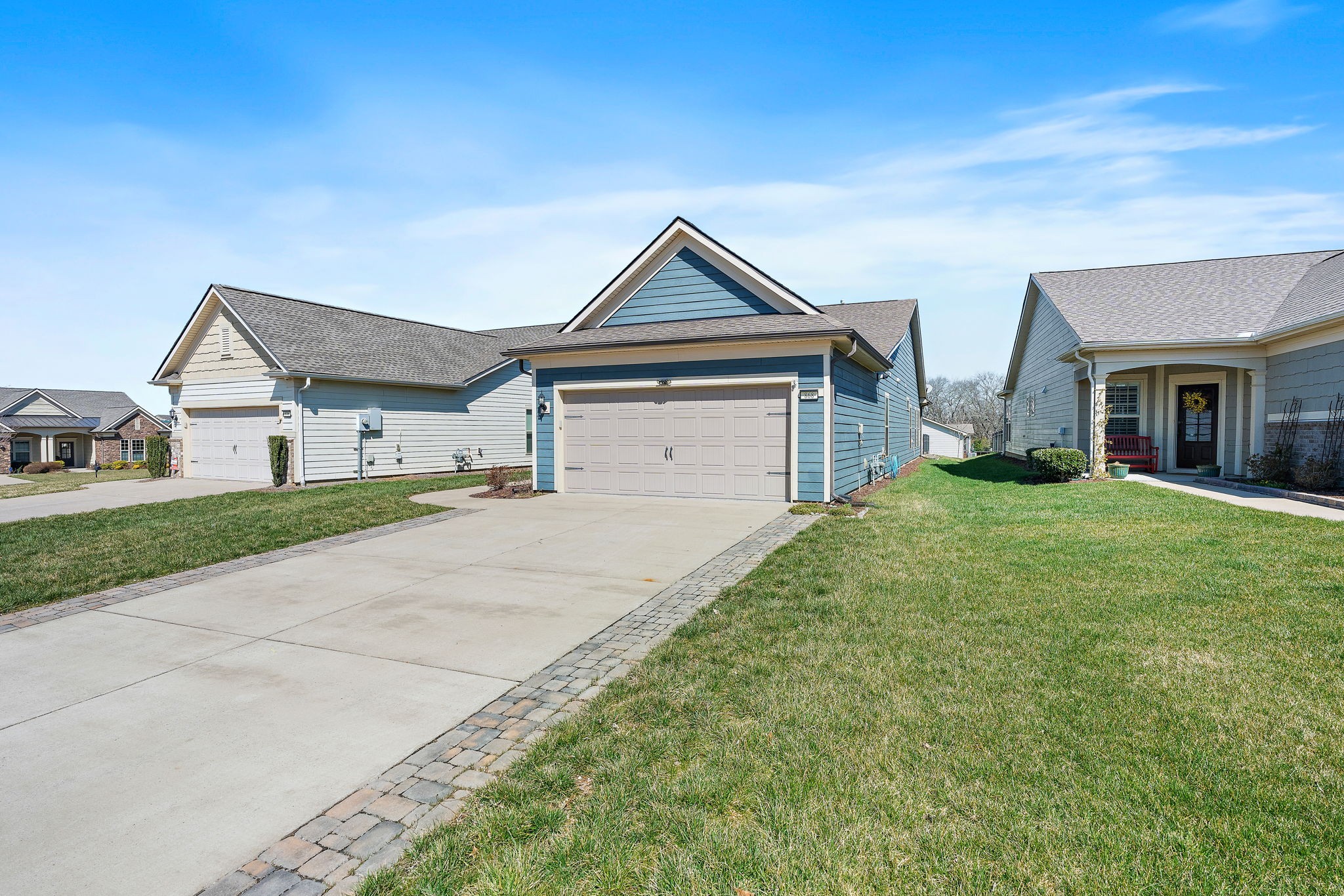 868 Clay Place