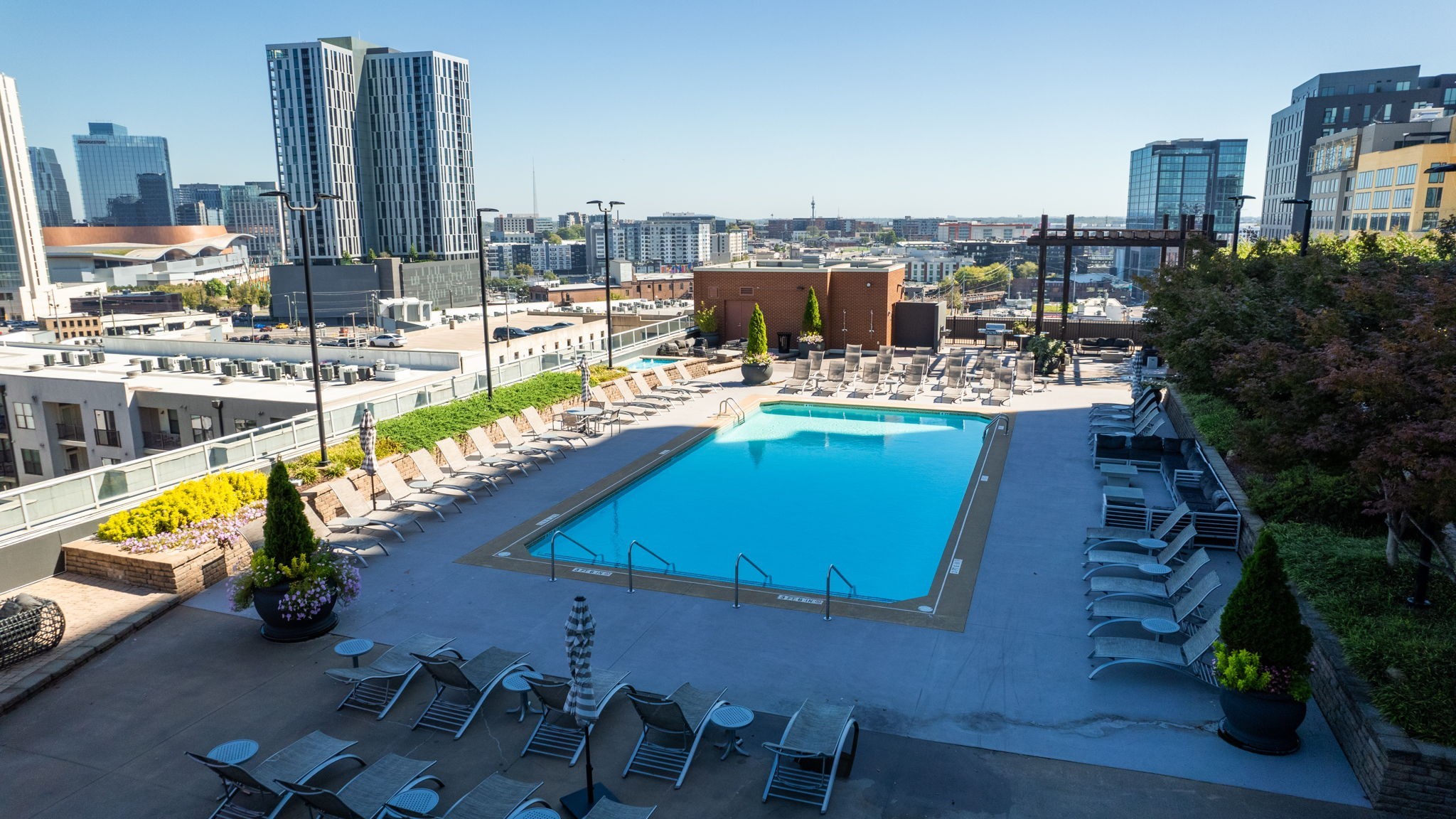 600 12th Ave S Unit: 817