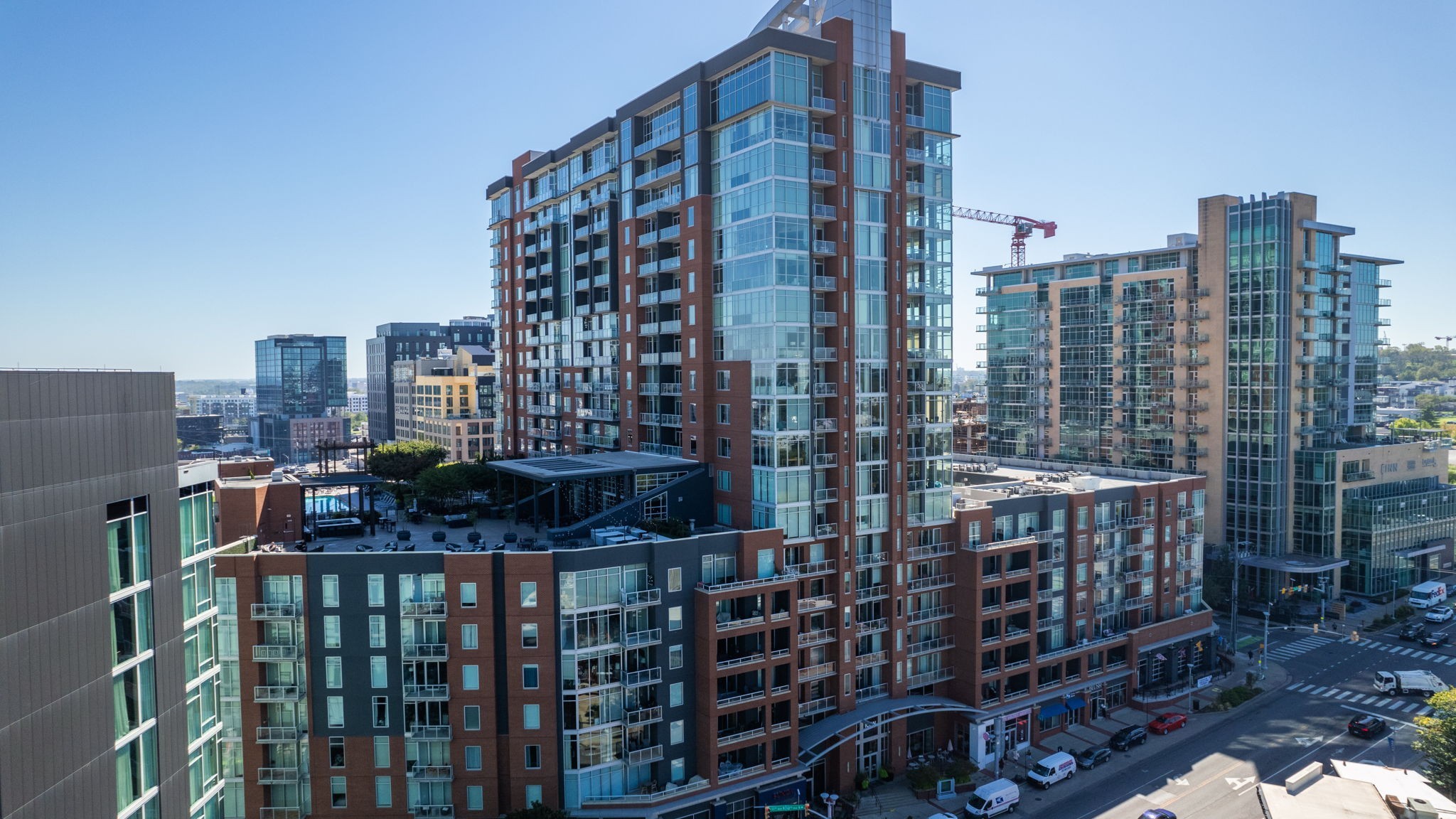 600 12th Ave S Unit: 817