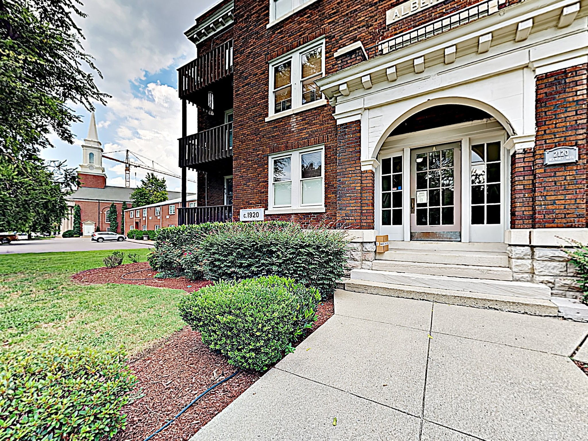 2120 Belmont Blvd Unit: A6