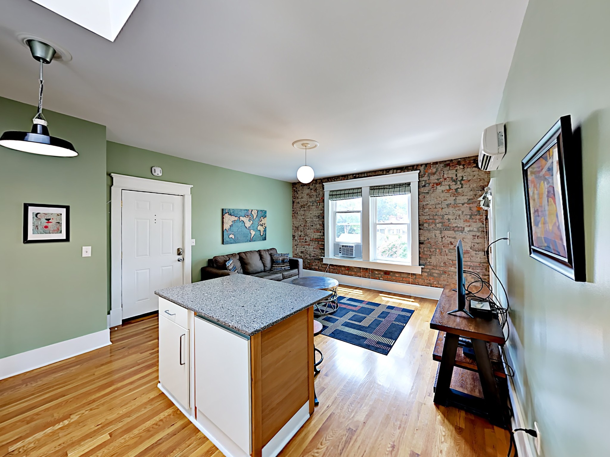 2120 Belmont Blvd Unit: A6