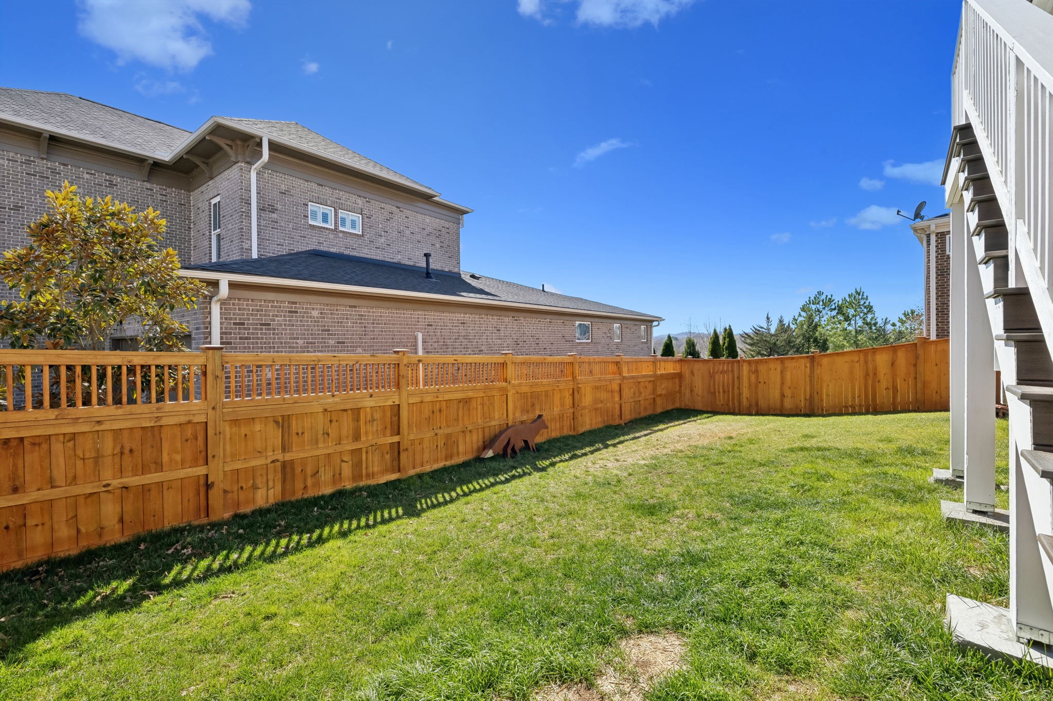 2054 McAvoy Dr
