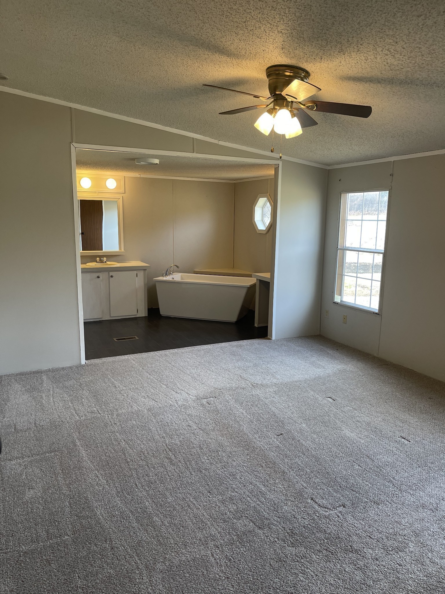 3049 Martin Hollow Rd