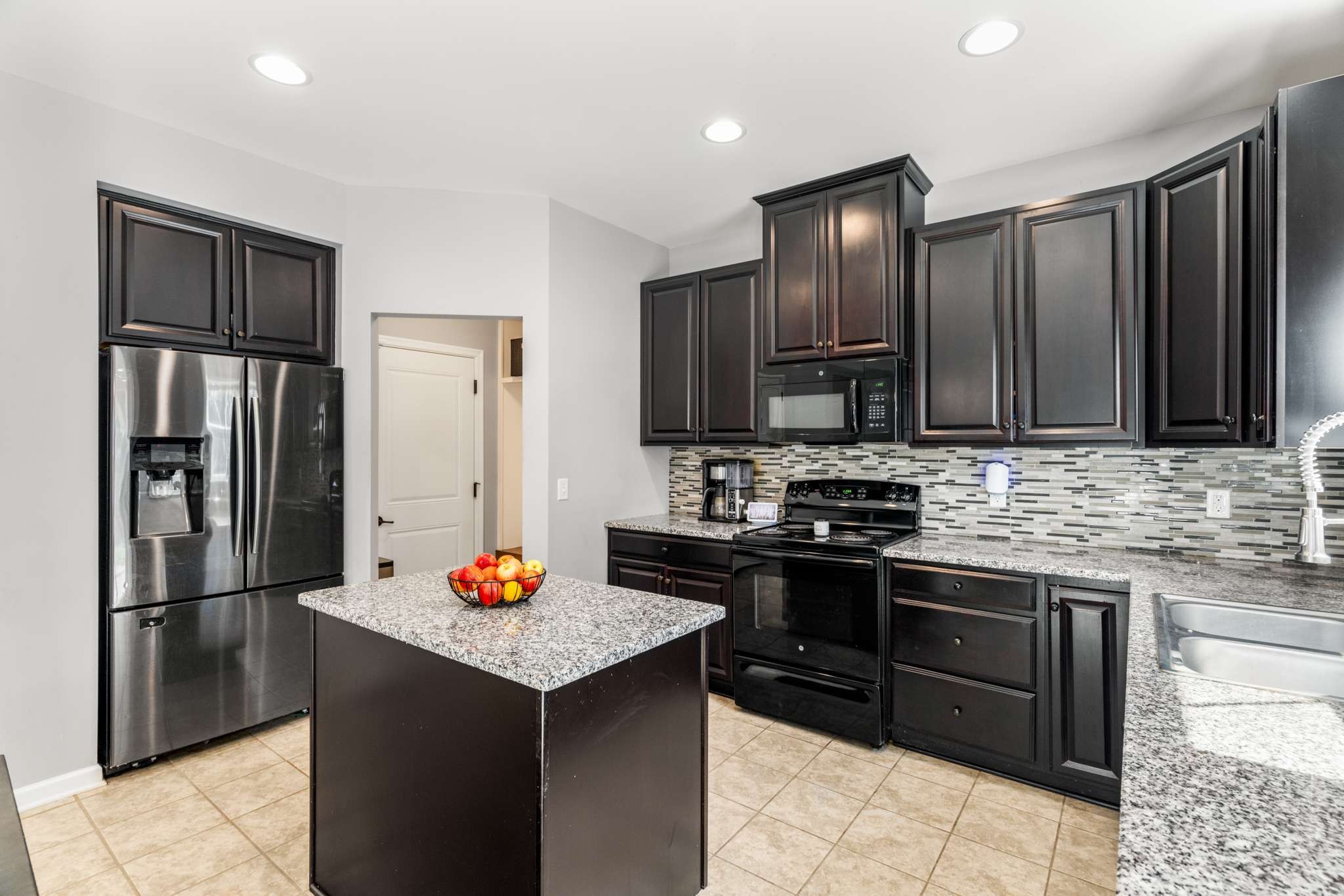 2812 Winterberry Dr