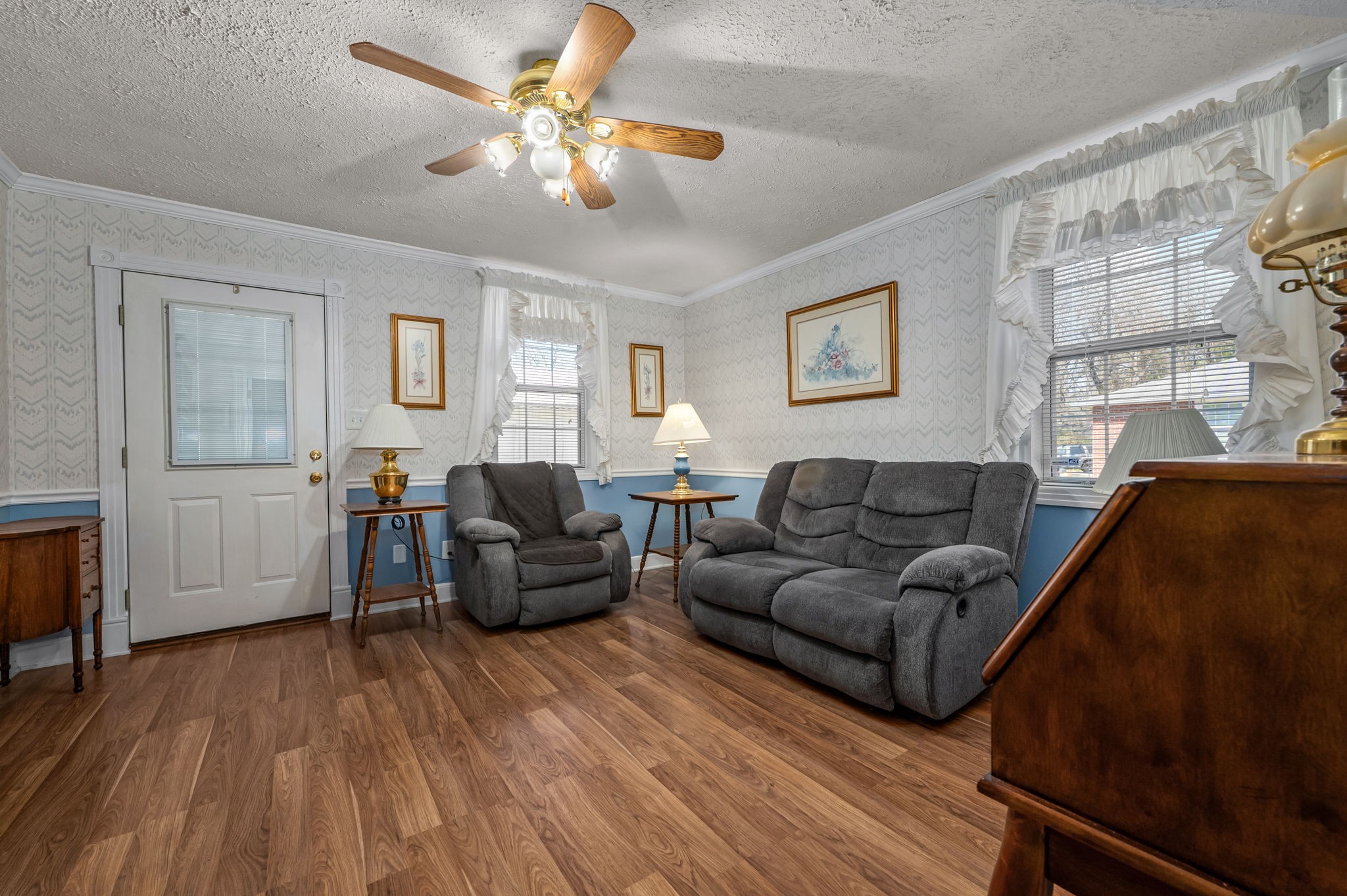 1515 Leaf Ave