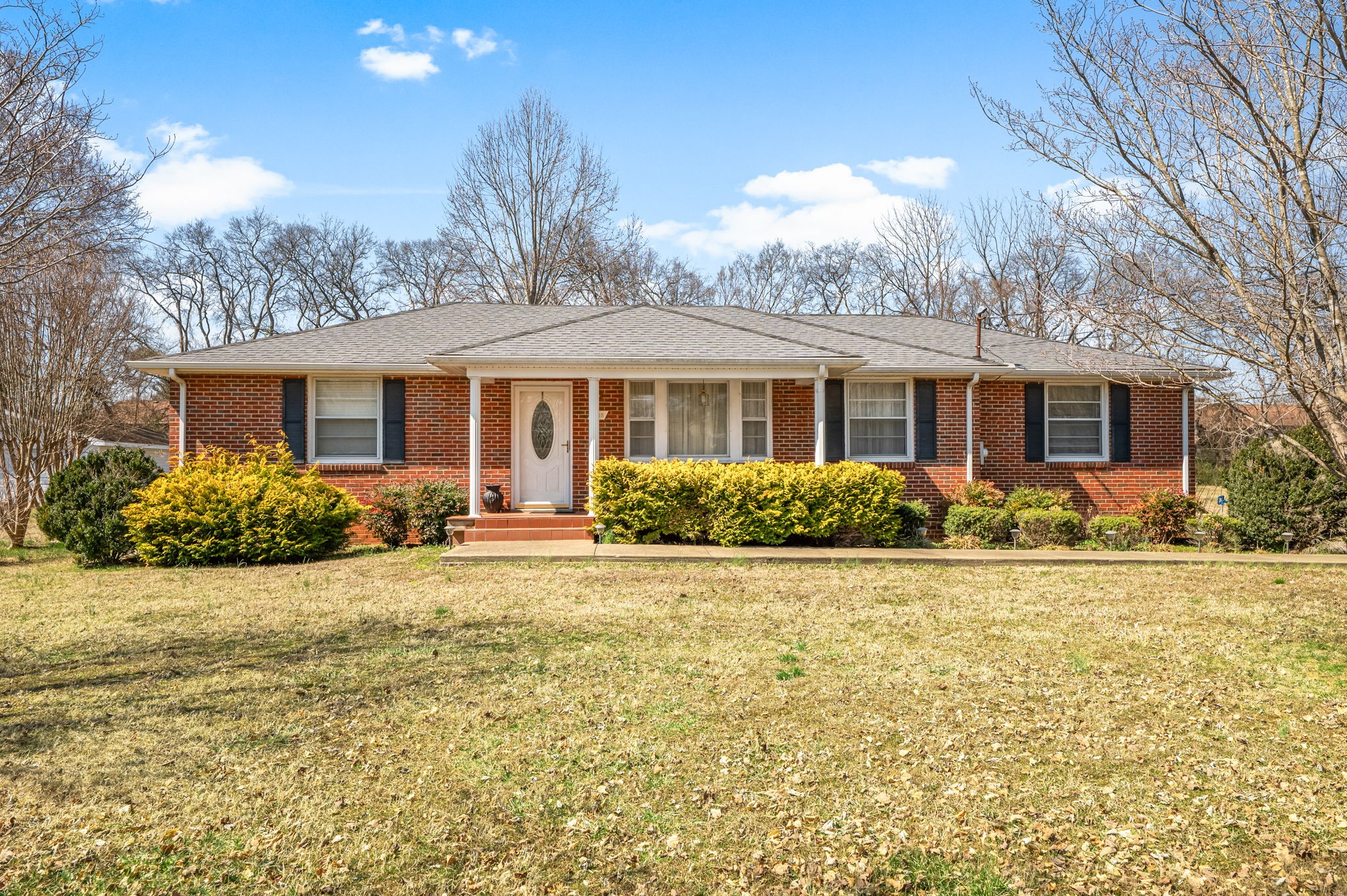 1515 Leaf Ave