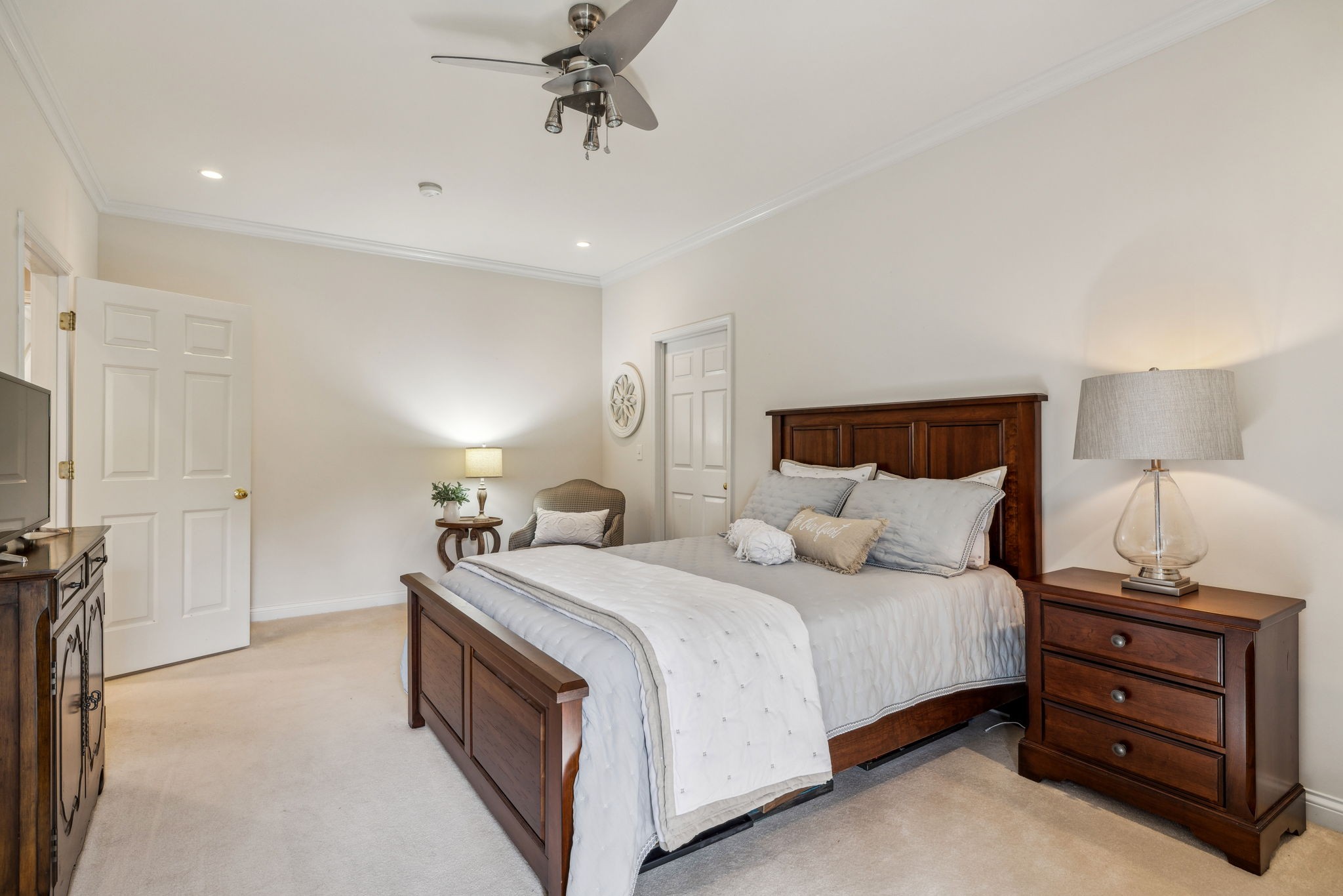 1269 Lewisburg Pike
