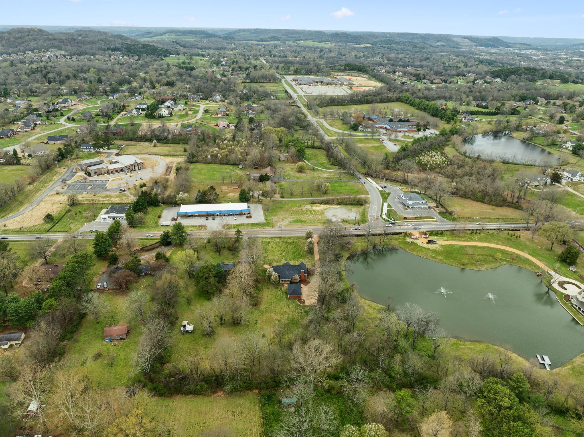 1269 Lewisburg Pike
