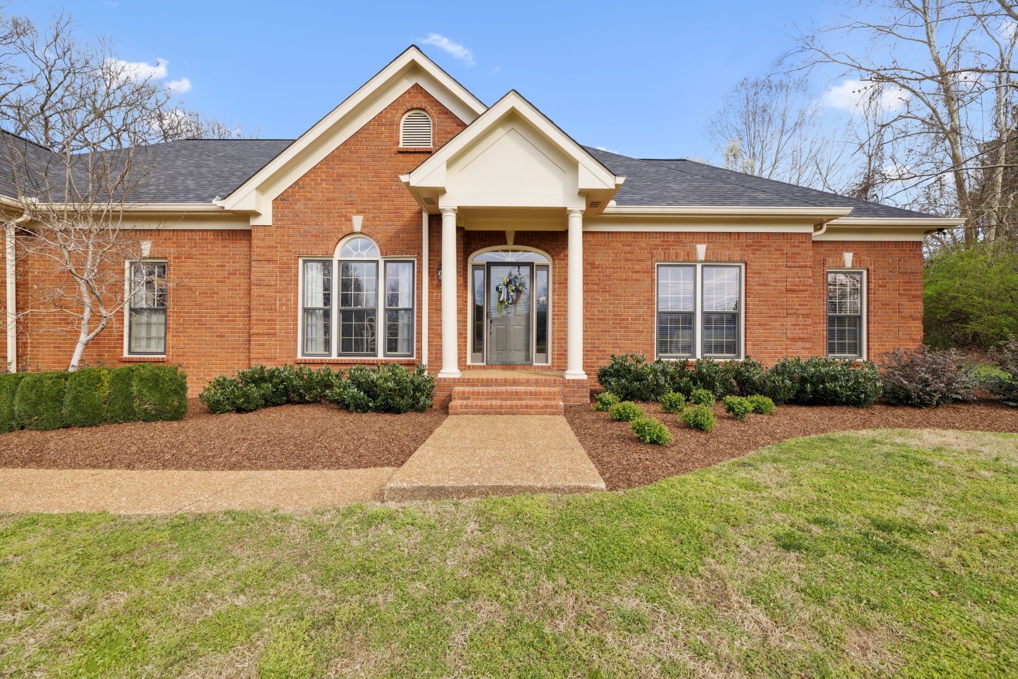 1269 Lewisburg Pike