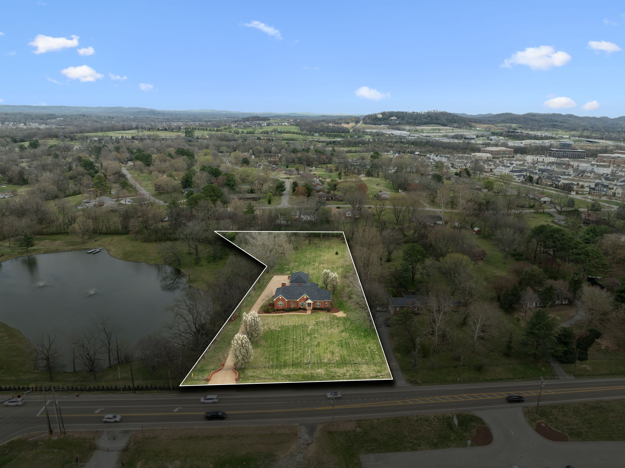 1269 Lewisburg Pike